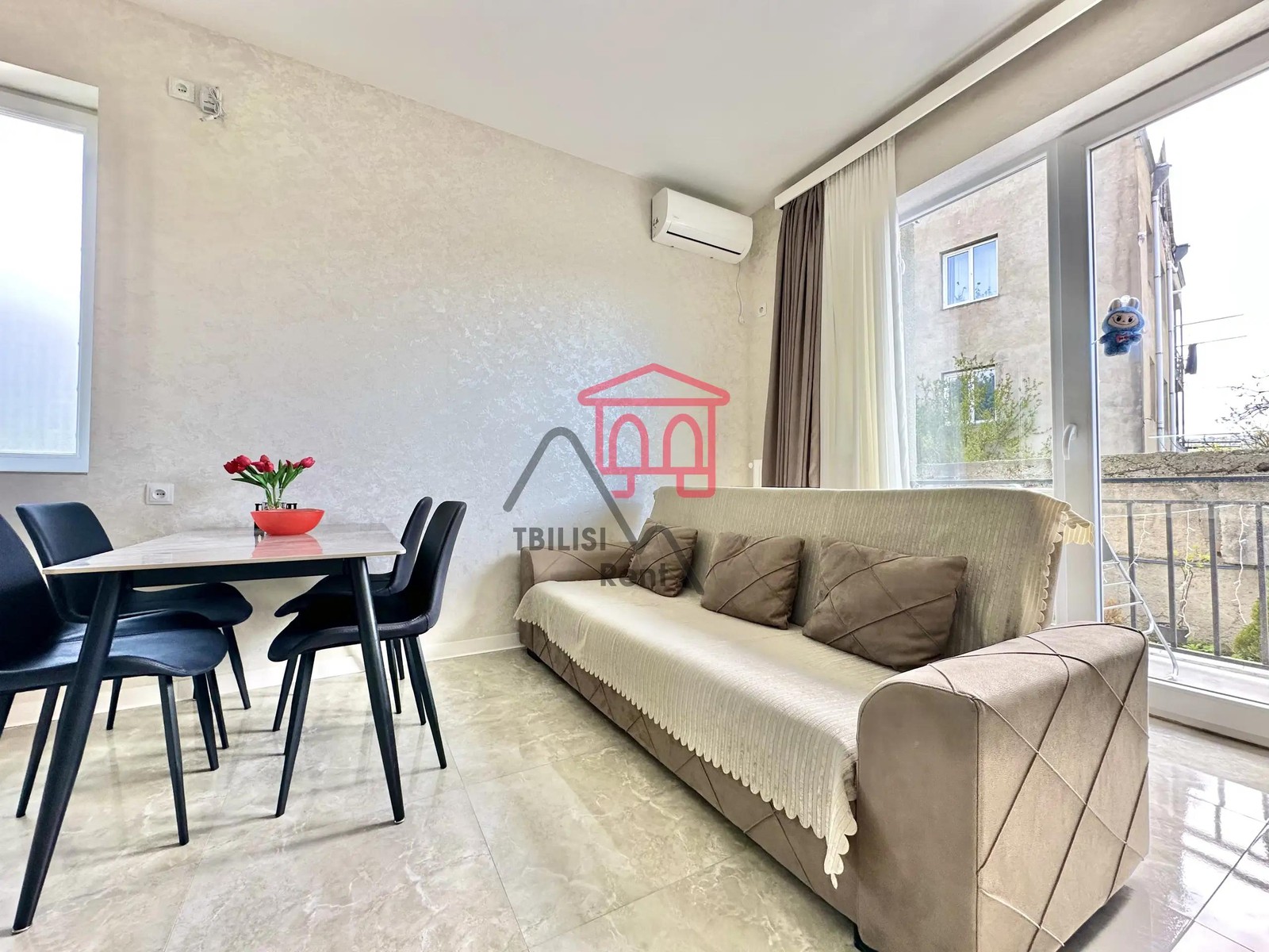 Gvazauri Street, 52 - 2 rooms