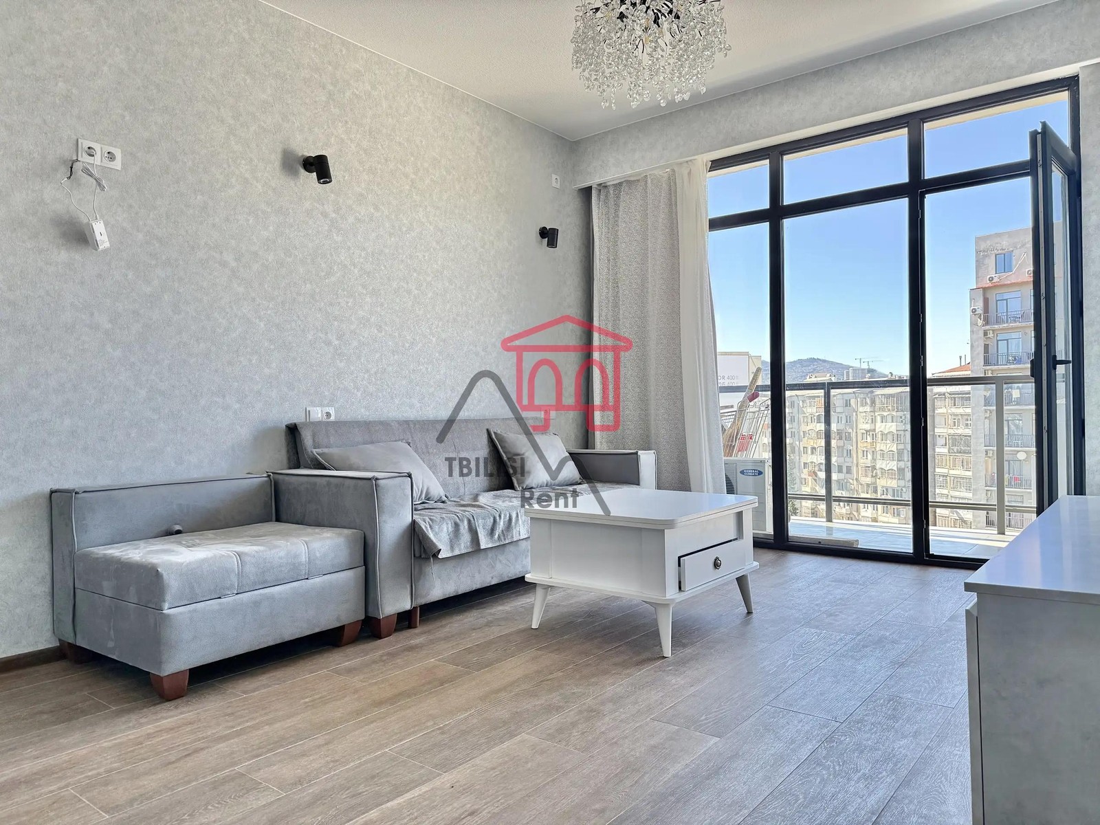 Zhuli Shartava Street, 75 - 3 rooms