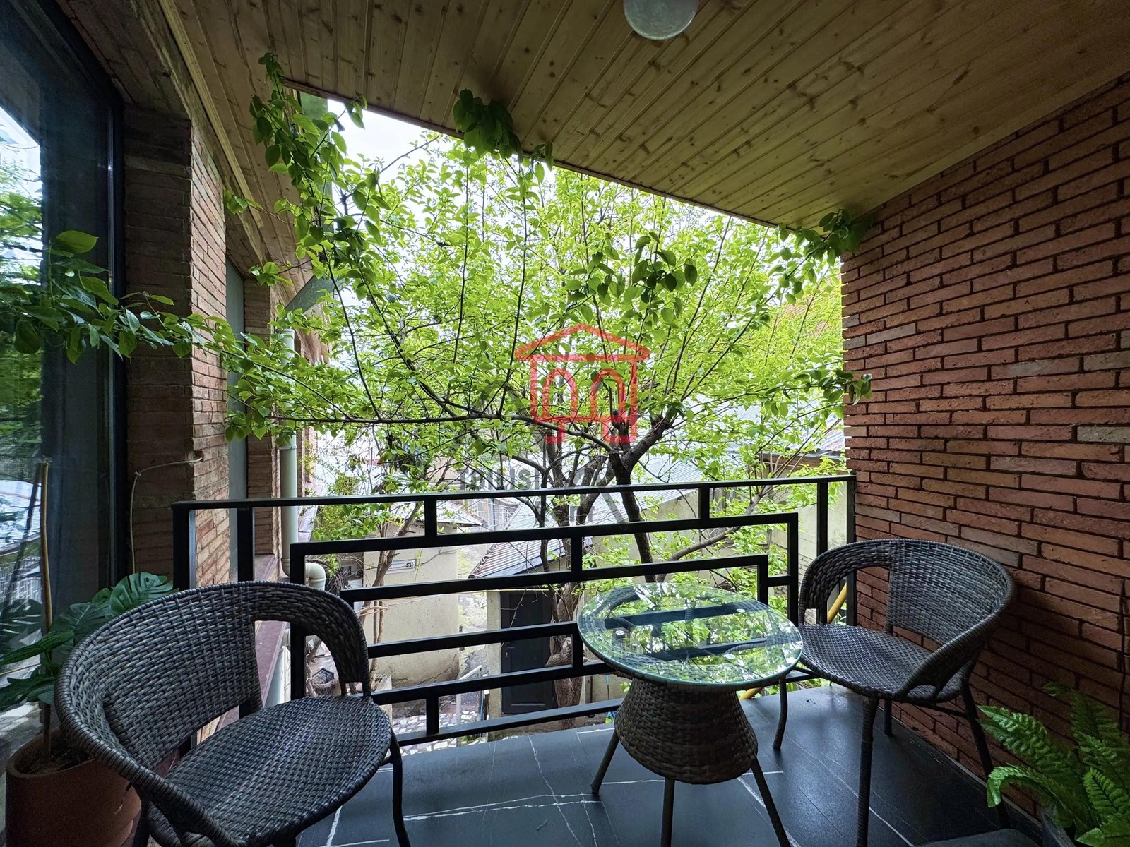 Vukhol Beridze Street, 2, Sololaki - 2 rooms