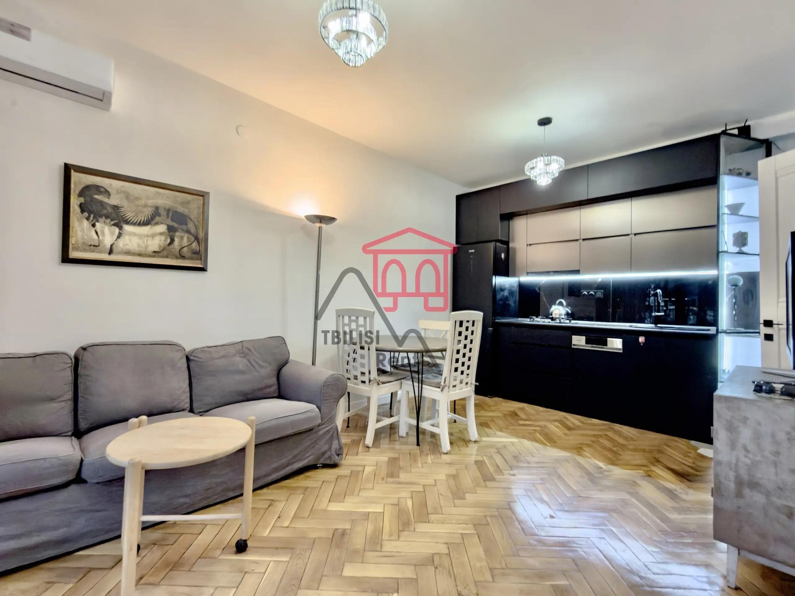 Budapeshtskaya 22a - 2 rooms