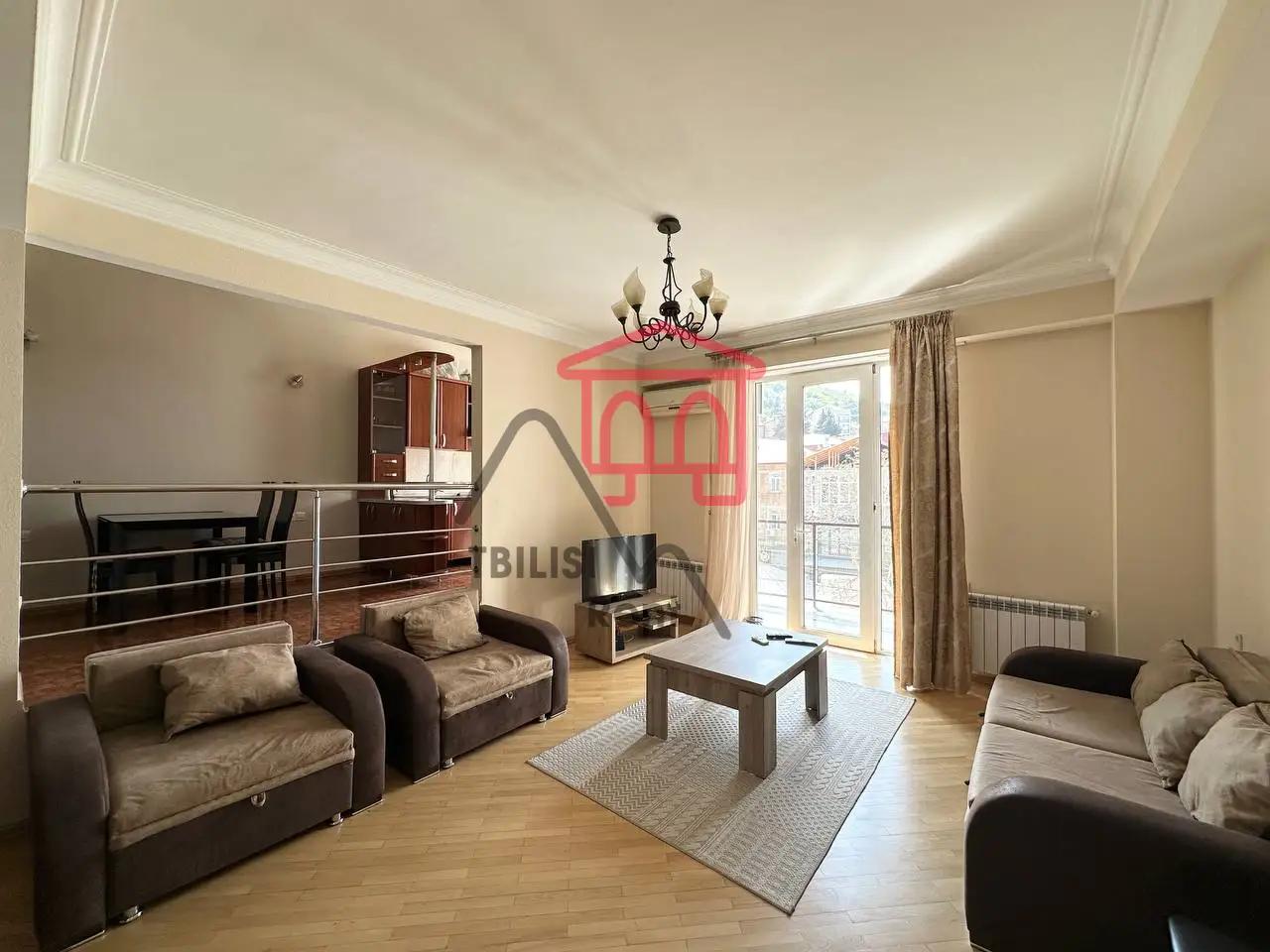 Arakishvili 11 - 2 rooms