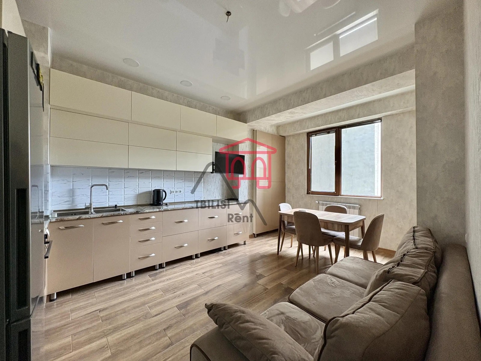 Universitetskaya 2b, Saburtalo - 3 rooms