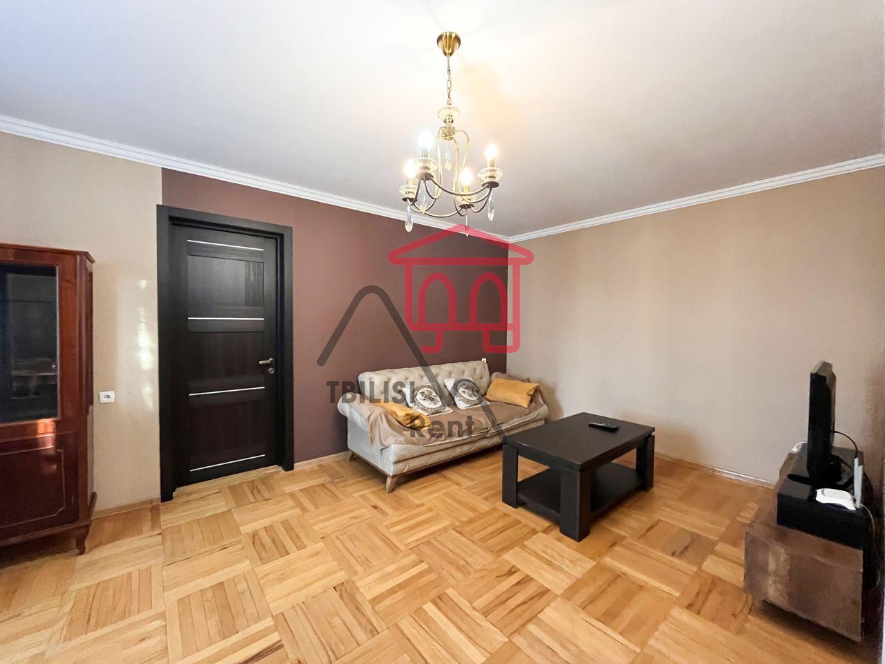 Bakhtrionian Street, 30 - 3 rooms