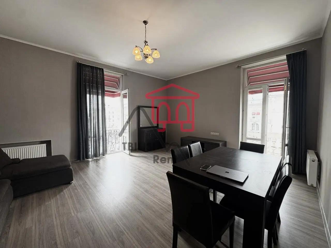 Agmashenebeli 86, Chugureti - 3 rooms