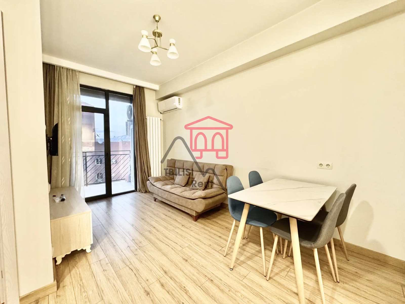 Vakhtang Gorgasali Street 34B - 2 rooms