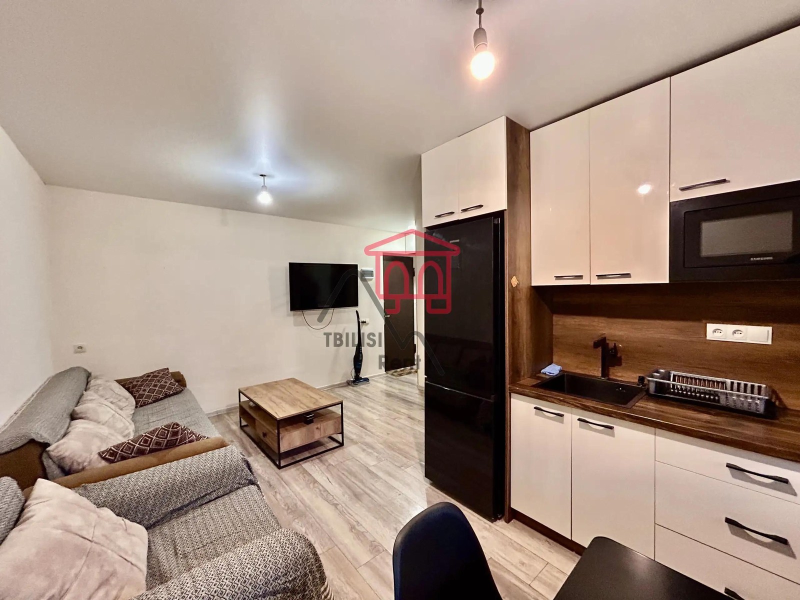 Vaza-Pshavela 3rd Lane 7 - 2 rooms