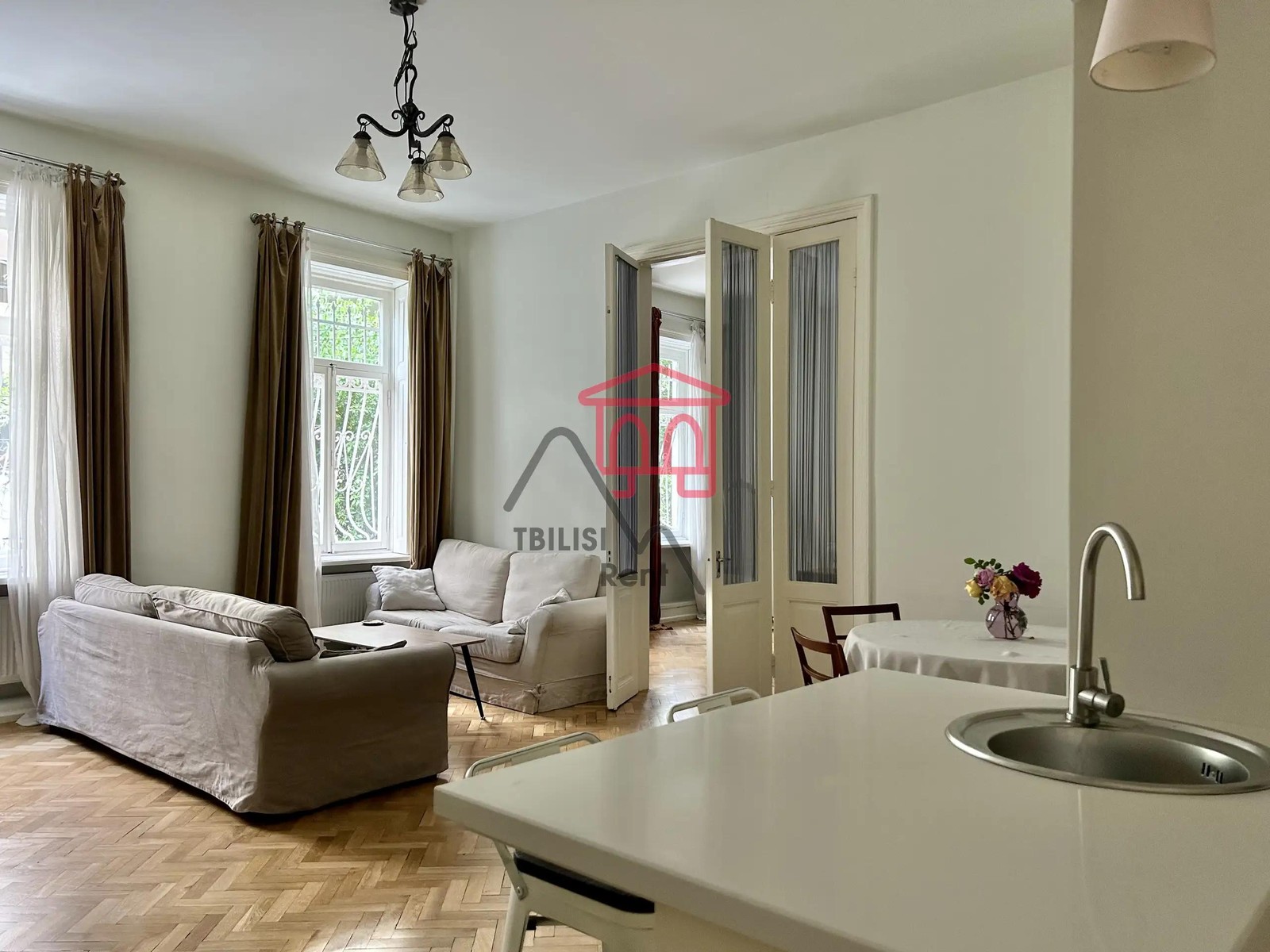 Tbilisi, Grigol Muhadze Street, 8 - 3 rooms