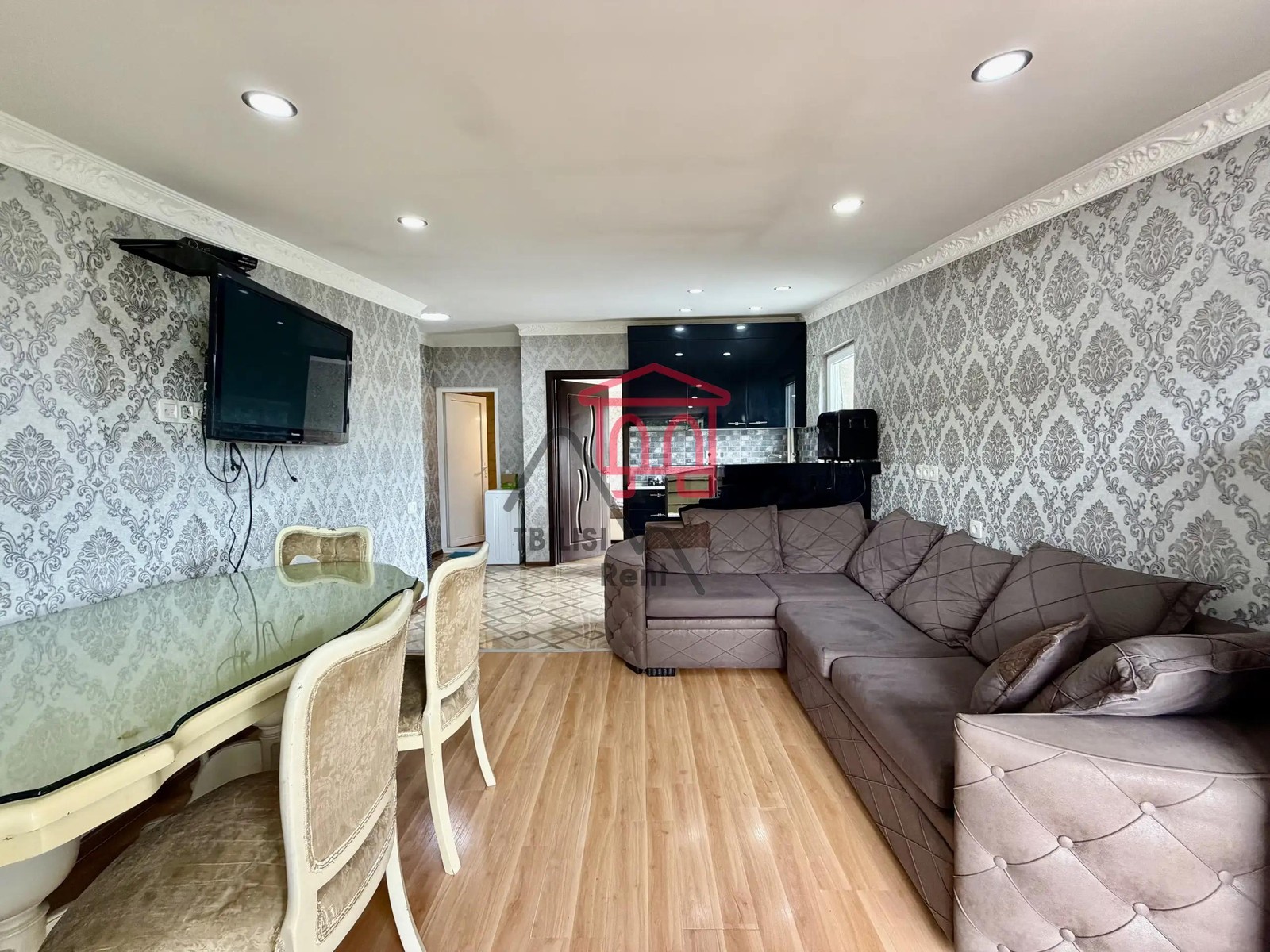 Mikhail Tsinadzgvrishvili Street 29 - 2 rooms