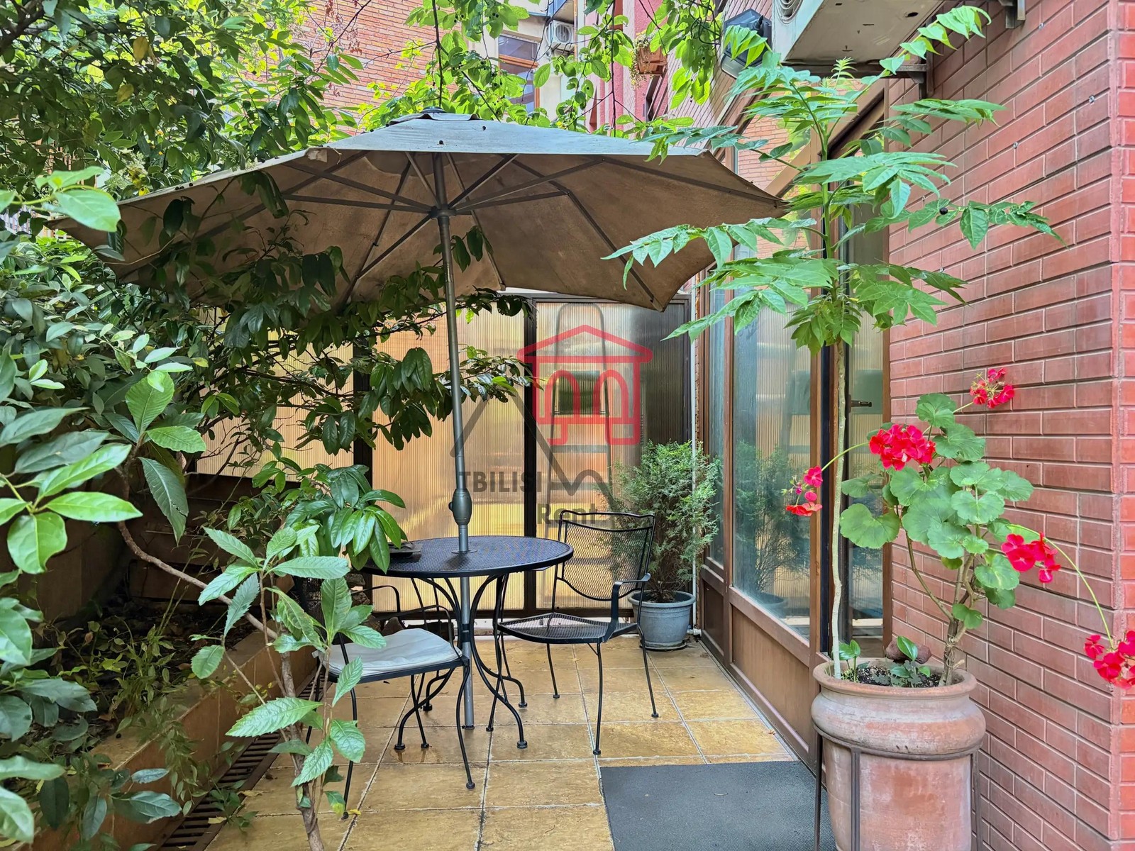 Maznashvili 4A - 2 rooms