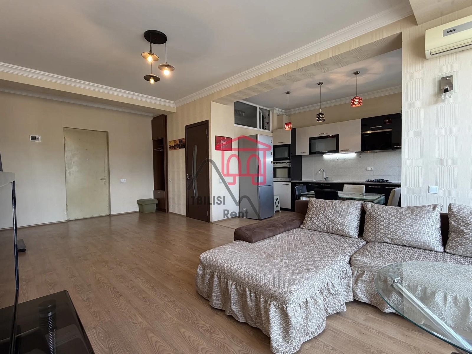 Adam Mickiewicz Street 27g, Saburtalo - 3 rooms