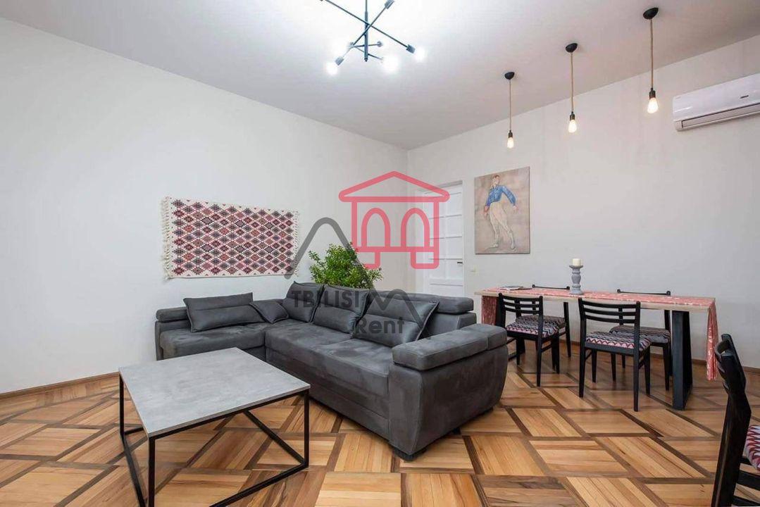 Nikolaya Baratashvili 6, Sololaki - 2 rooms
