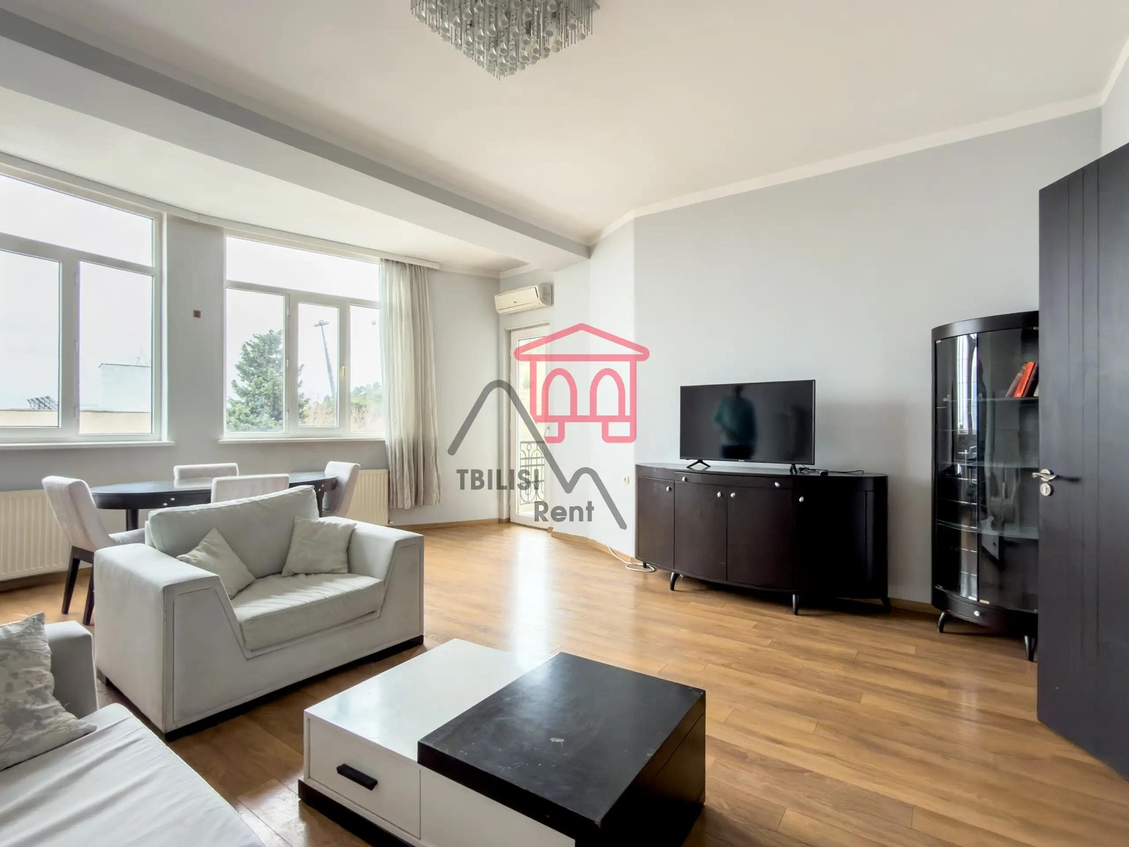 Valerian Gunia 2 - 4 rooms
