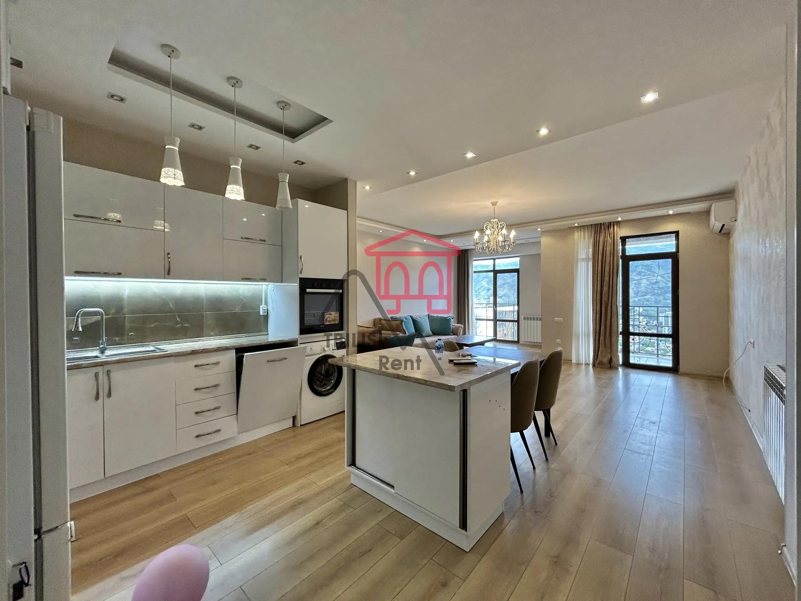 Bochorna Street, 18 - 3 rooms