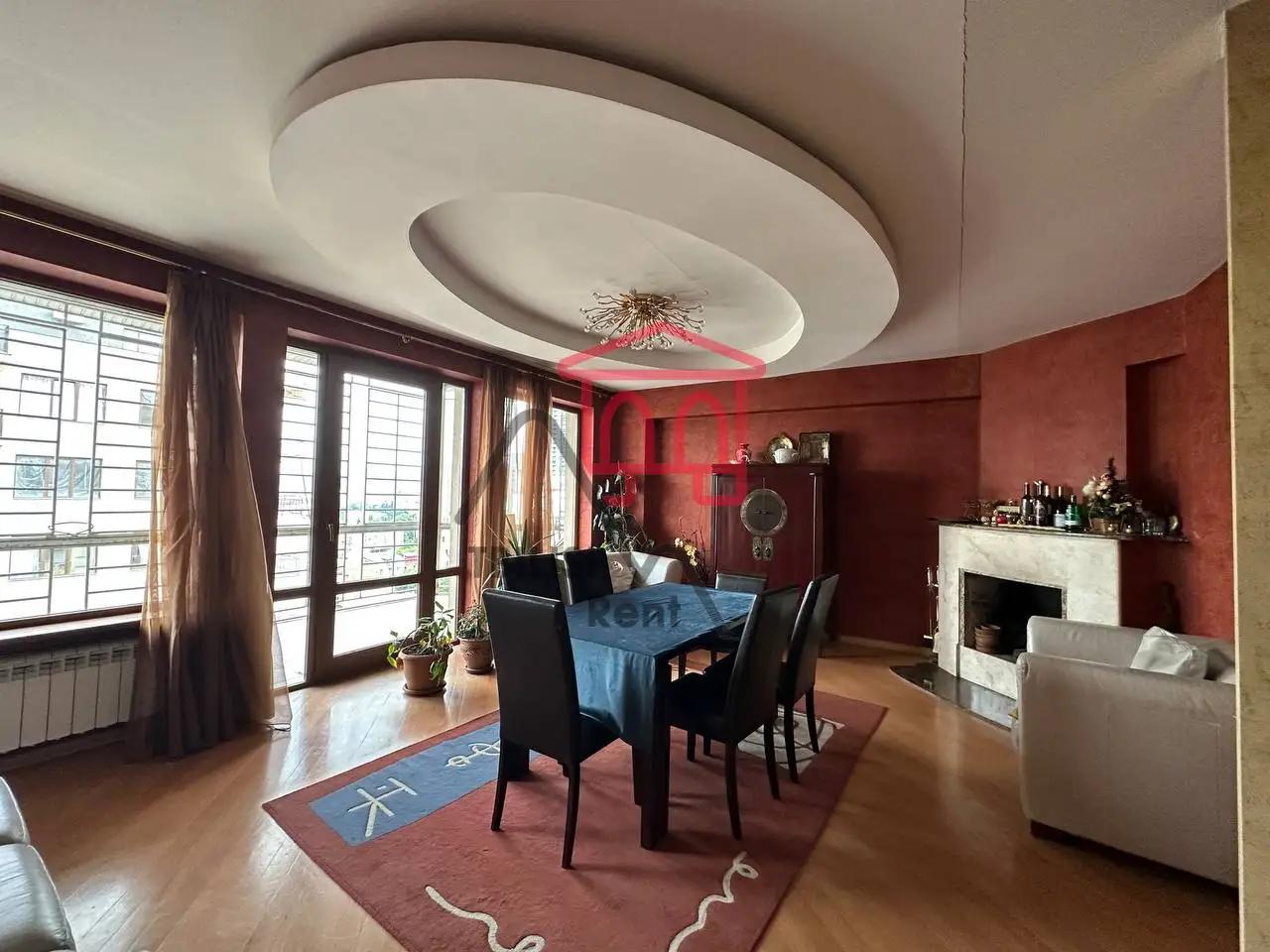 Gagarina 14/16 - 4 rooms