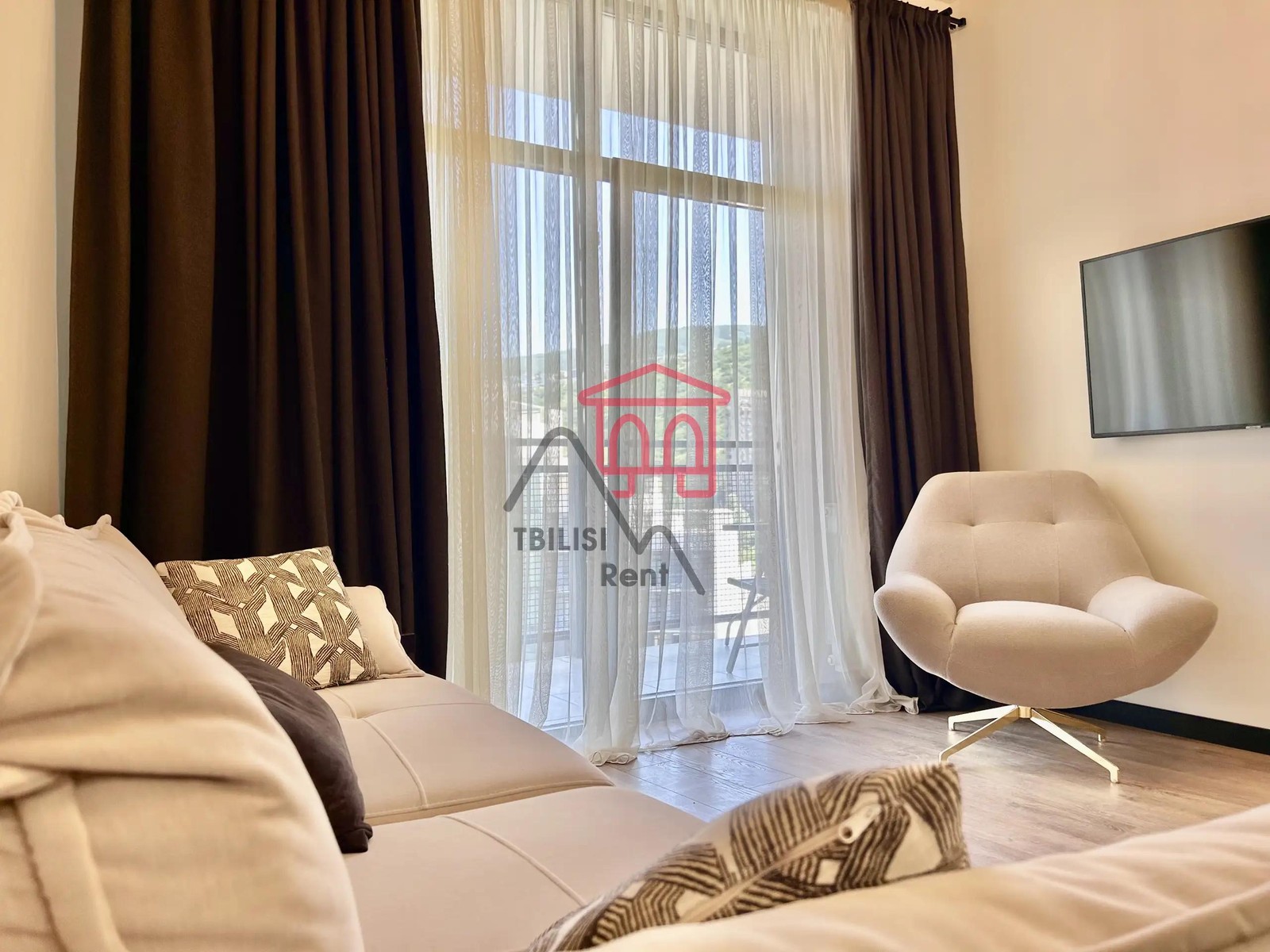 University Street, 54 - 2 rooms