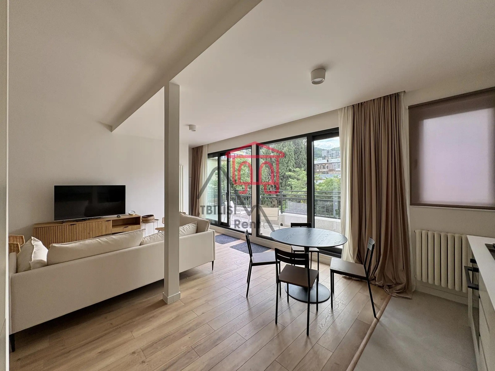 Kikodze 12 - 3 rooms