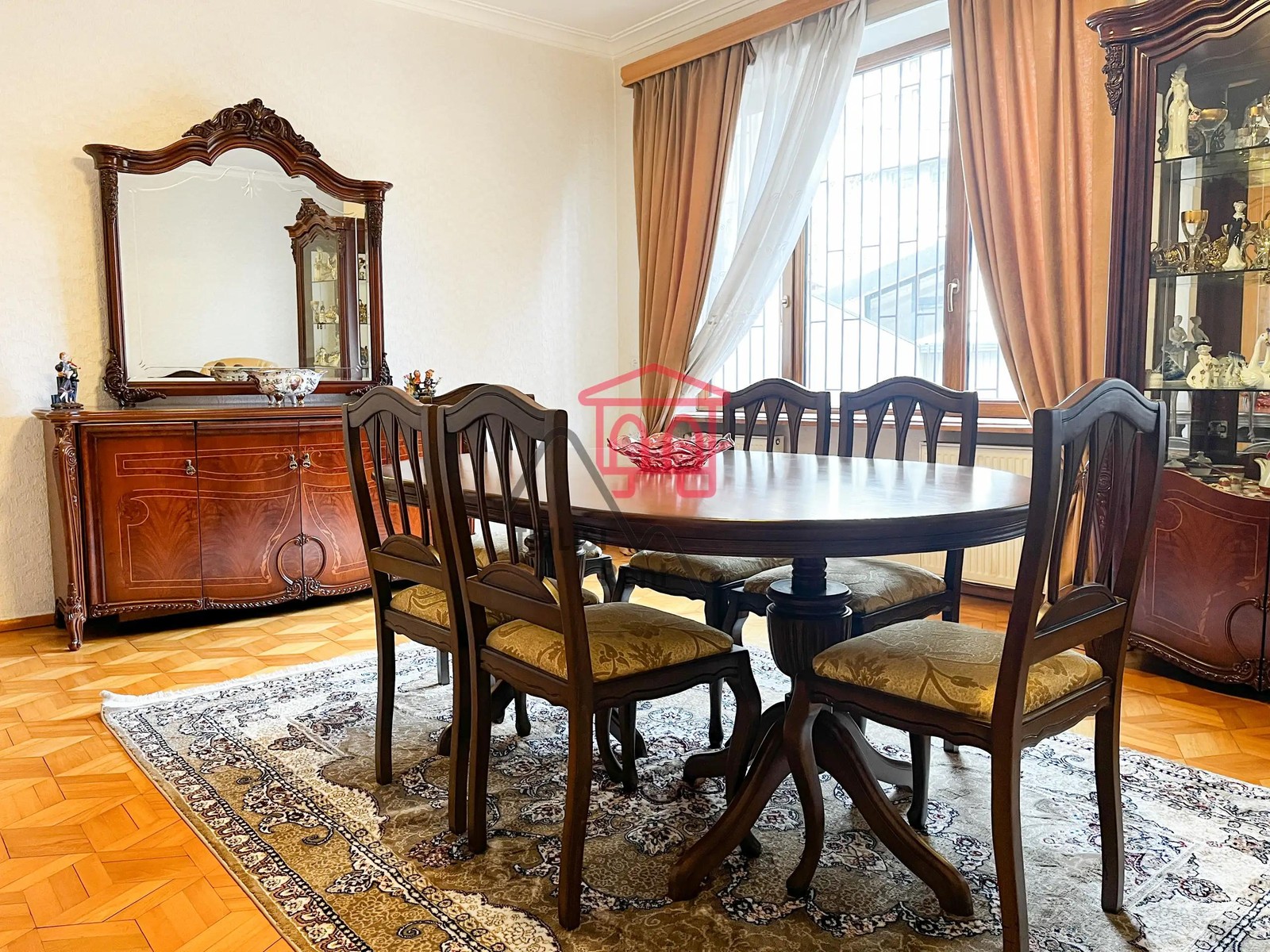9 Balanchiavdze Street, Saburtalo - 5 rooms