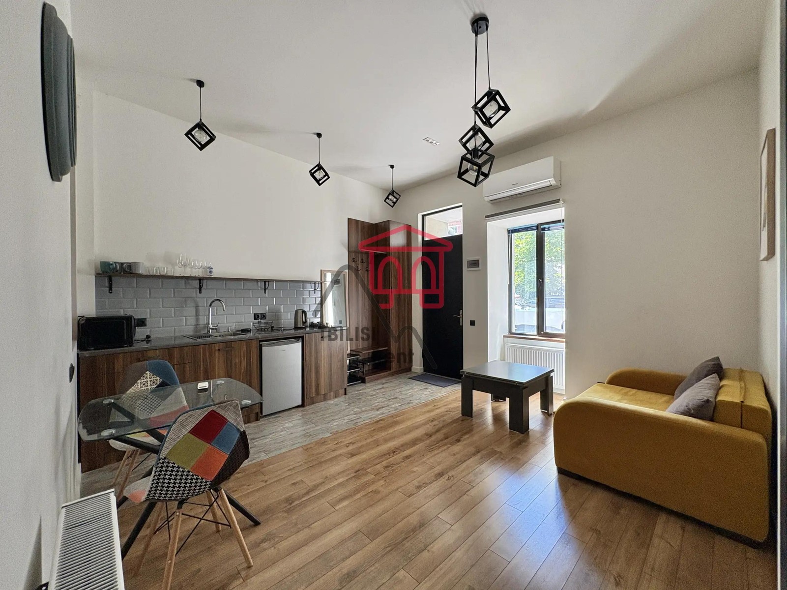 Petriashvili 30 - 2 rooms