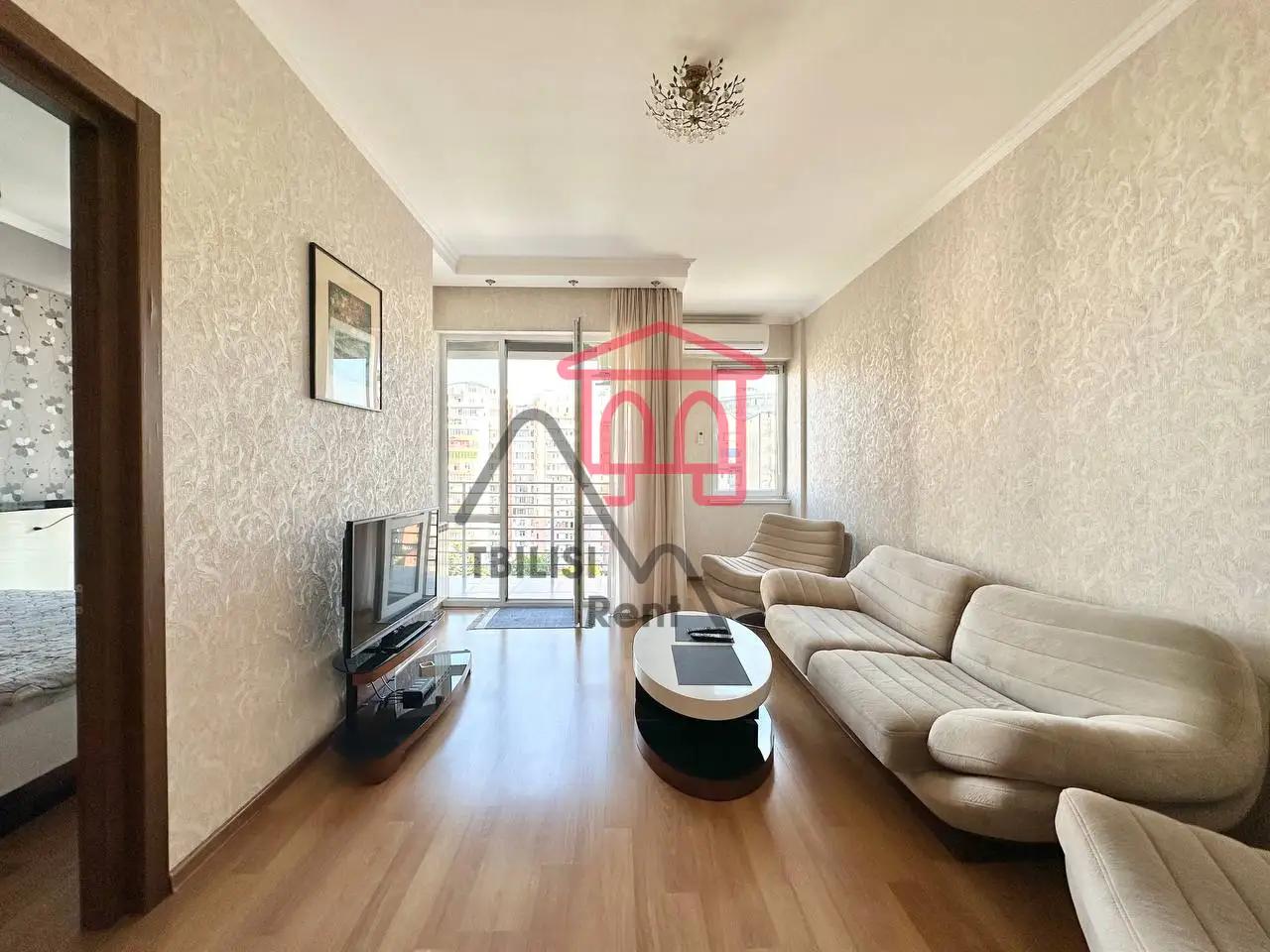 Apakidze 5 - 3 rooms