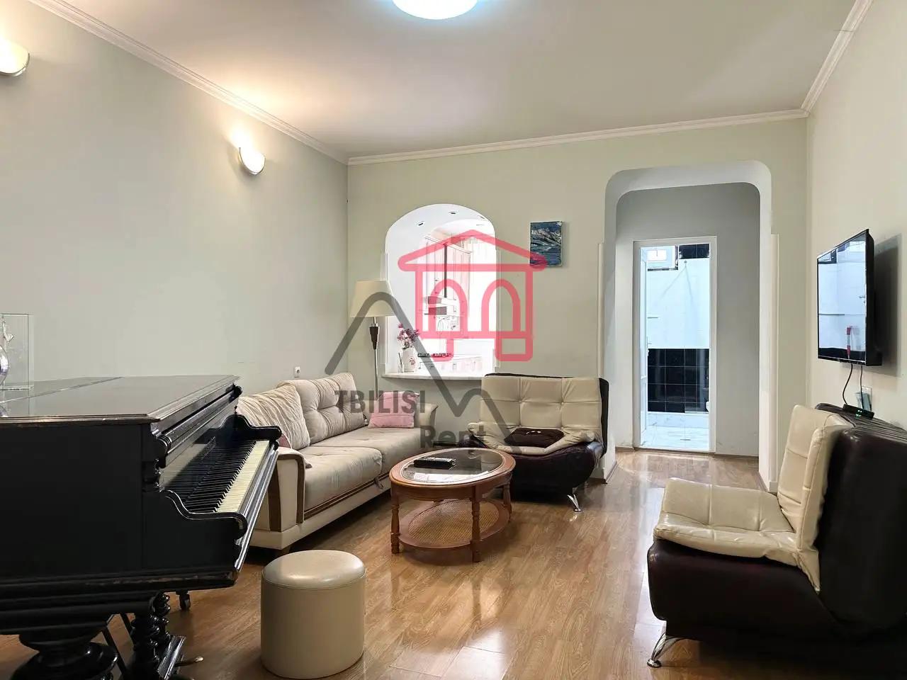 Ekaterine Gabasvili 7 - 3 rooms