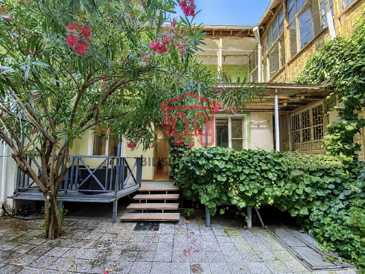 Queen Tamar Prospekt, 5 - 4 rooms