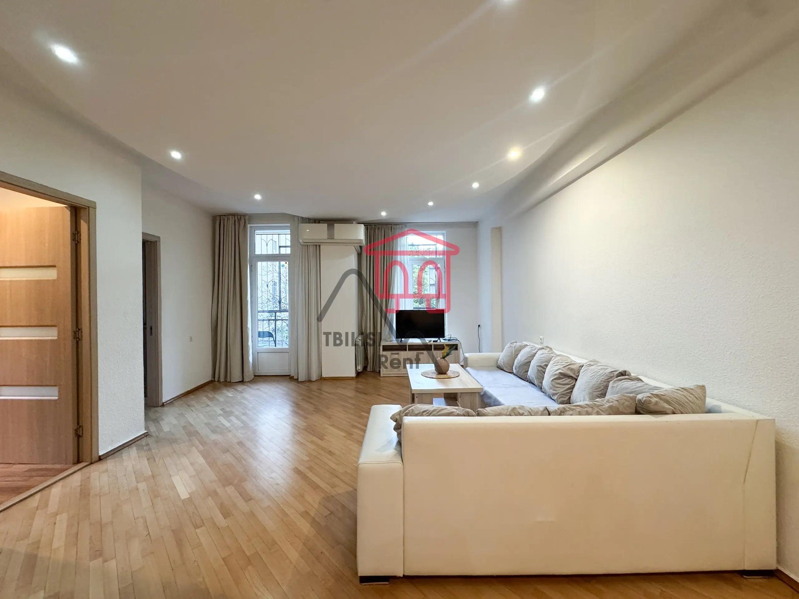 14 Mikhail Asatiani Street - 3 rooms