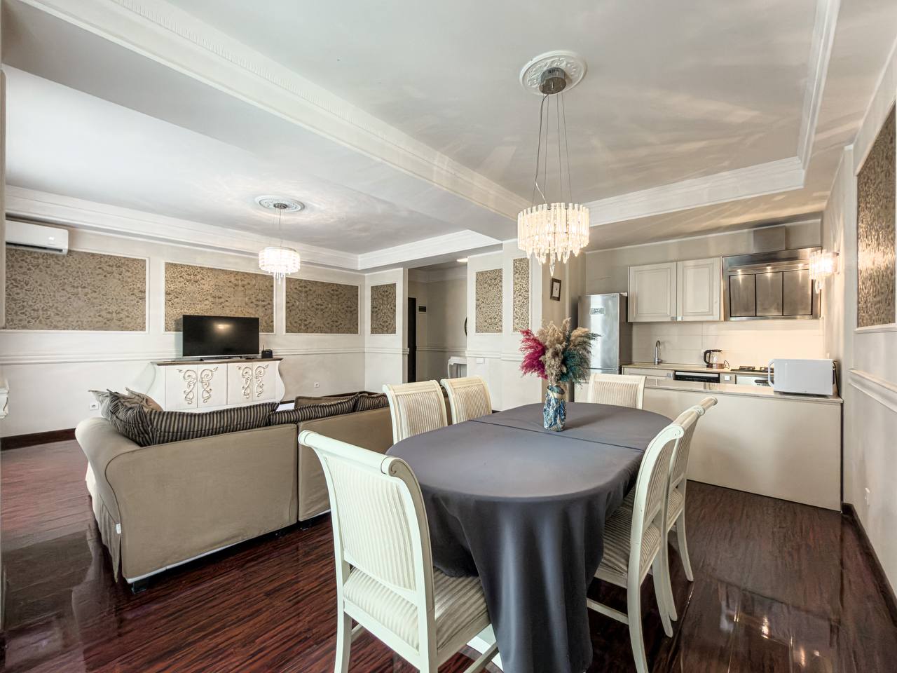 Pavla Ingoroqvi Street, 3-5/17-19, Saburtalo - 3 rooms