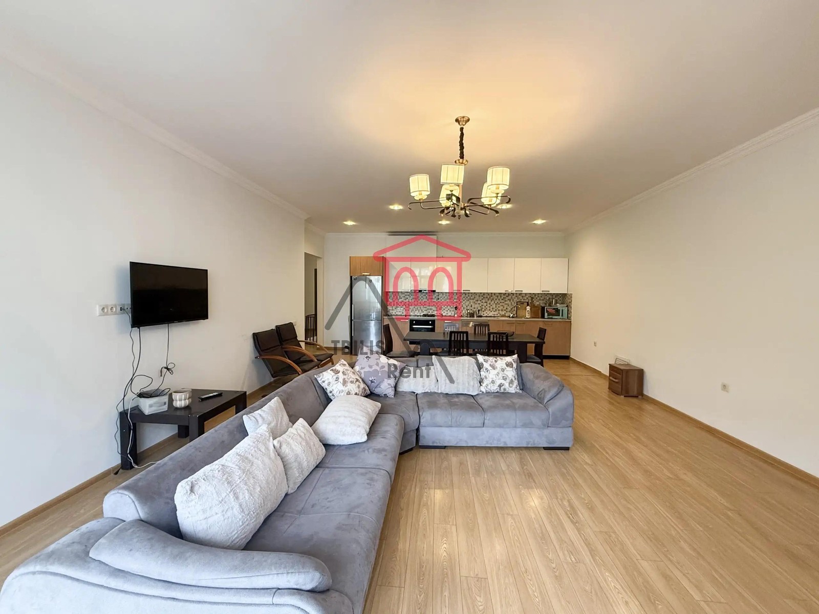Nino Zhvania Street 28 - 4 rooms