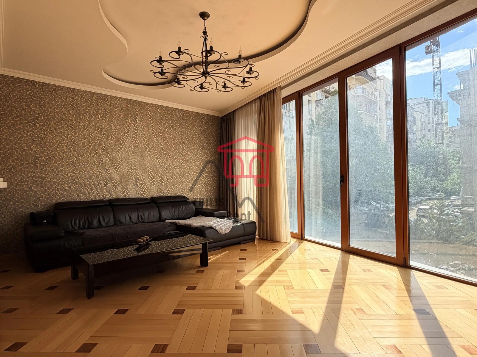 Kipshidze 3b, Vake - 3 rooms