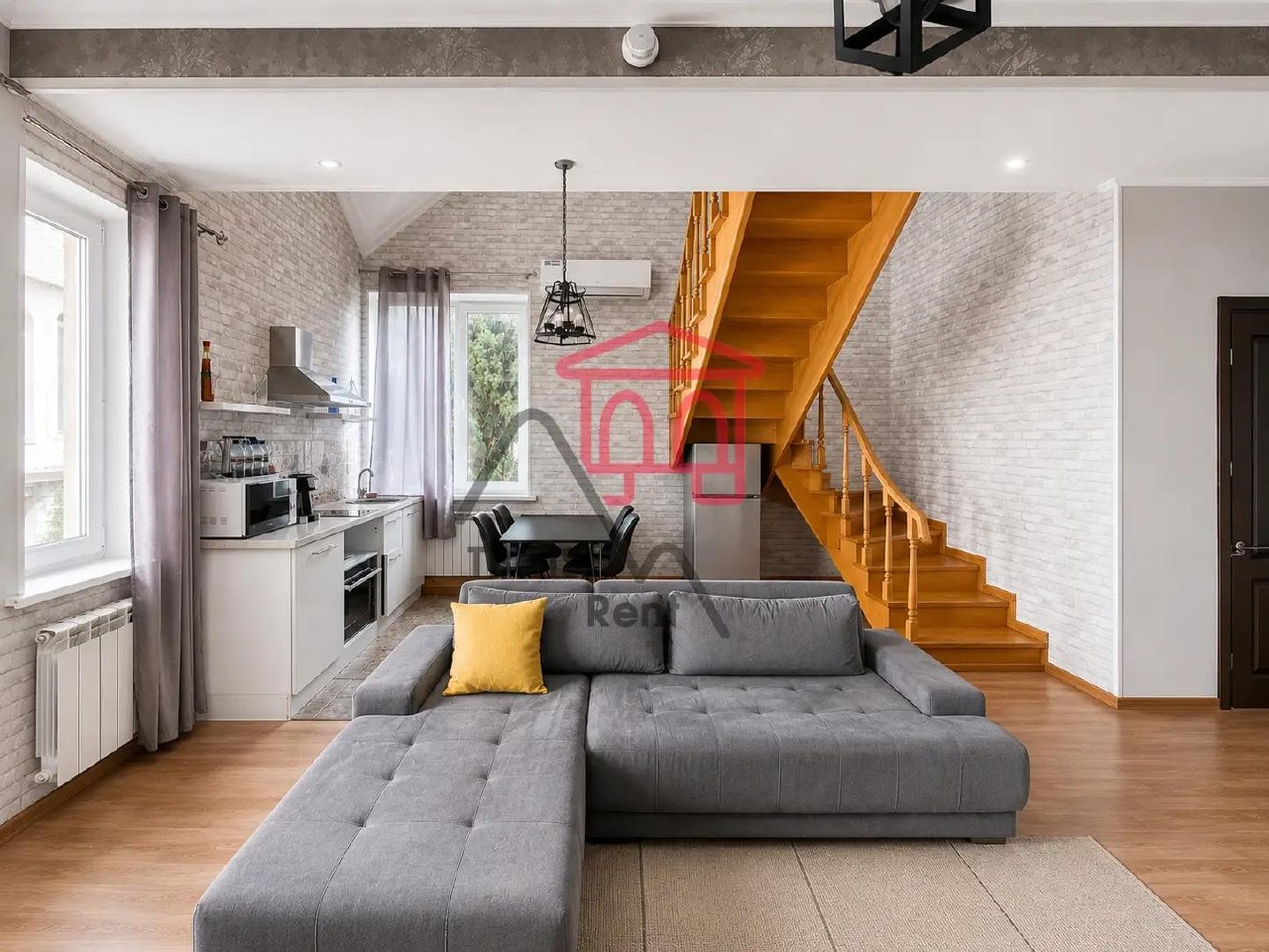 Yakoba Nikoladze Street 1 - 3 rooms