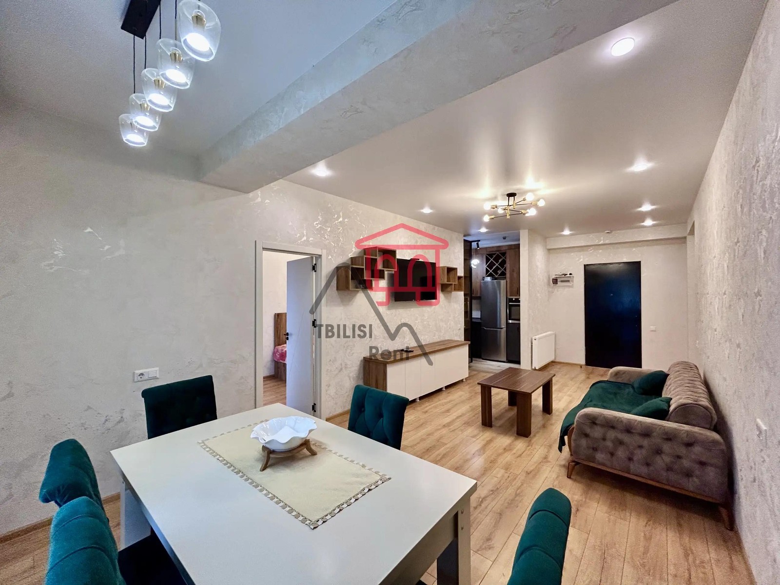 Tinatin Street, 40 - 4 rooms