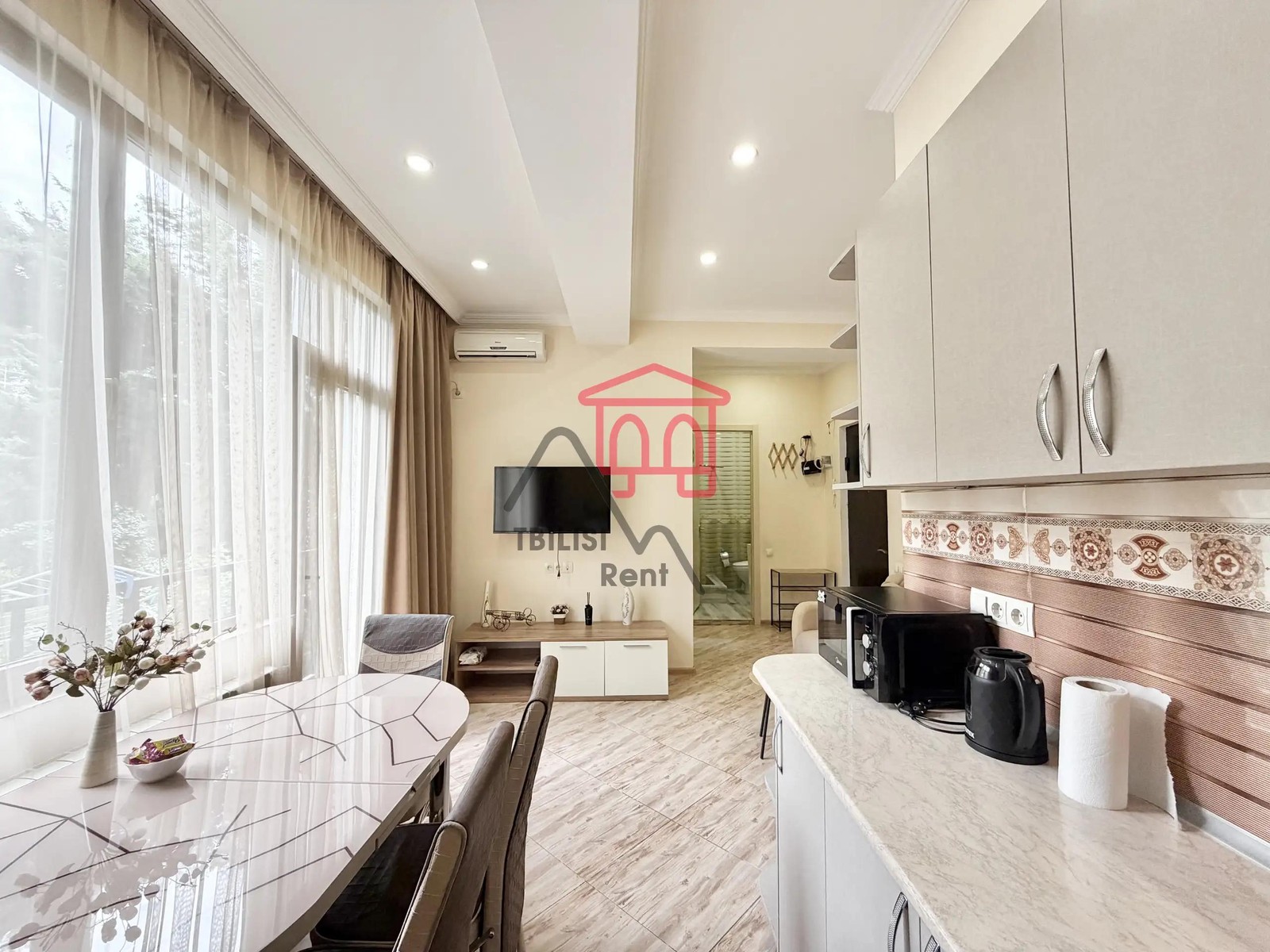 8A Lekh Kachinskiego Street - 2 rooms