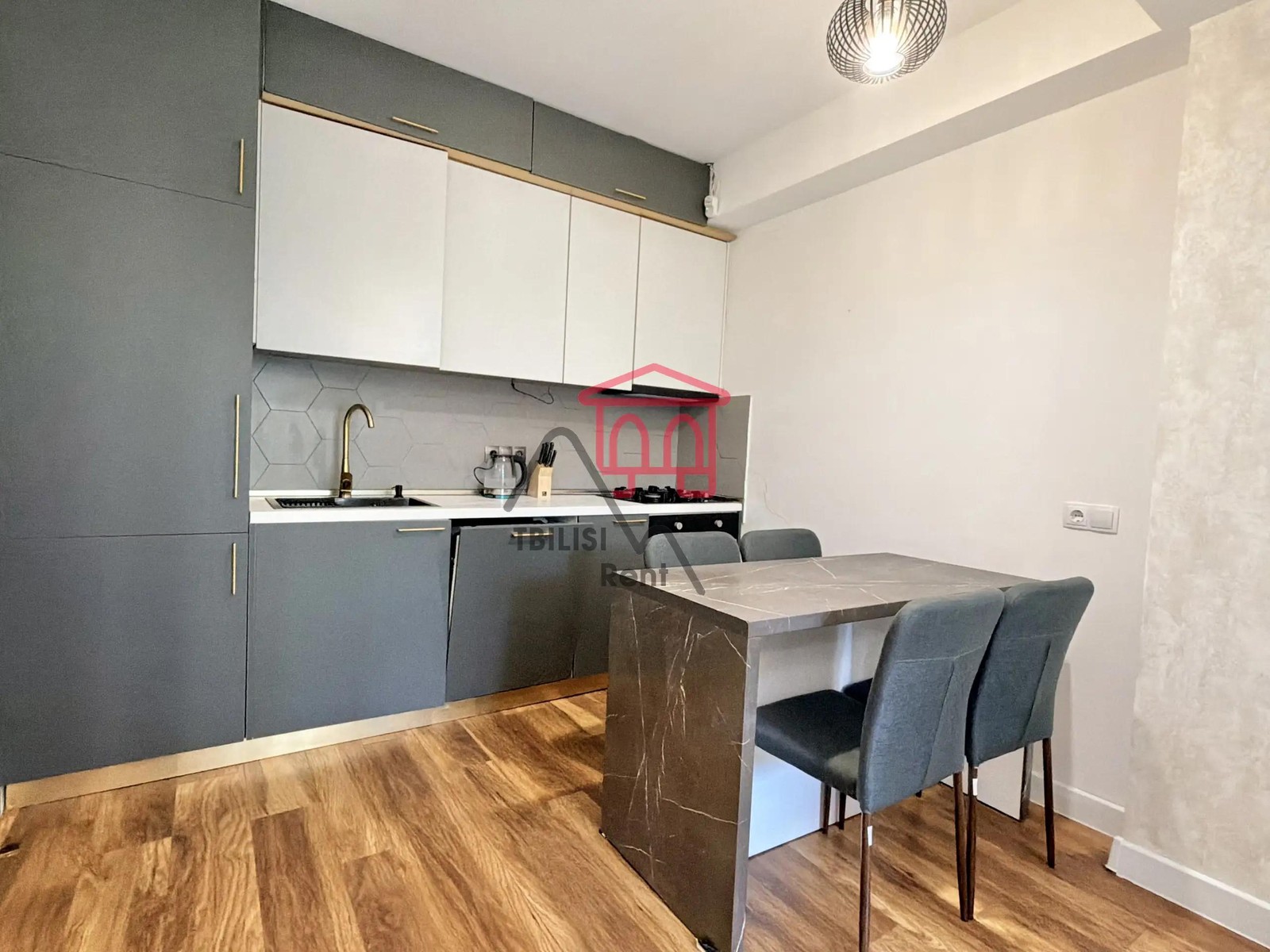 Mindeli 13 - 3 rooms