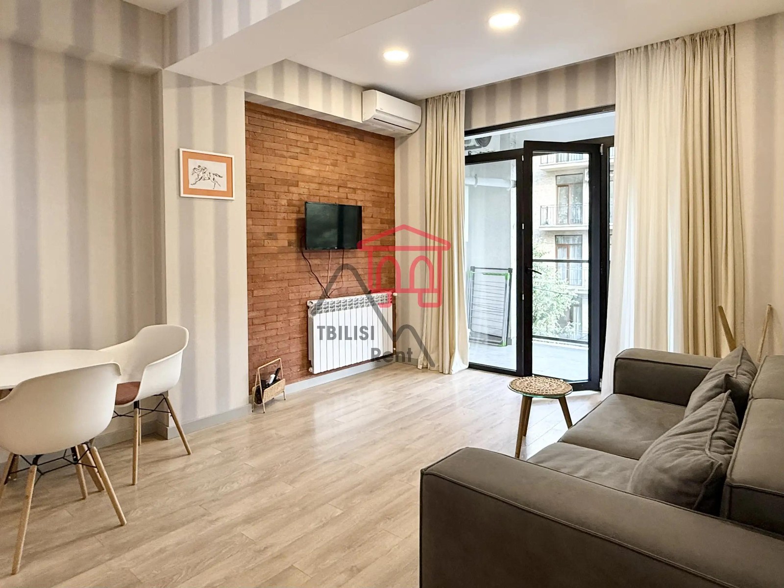 Tbilisi, Giorgi Guramishvili Street, 9 - 2 rooms