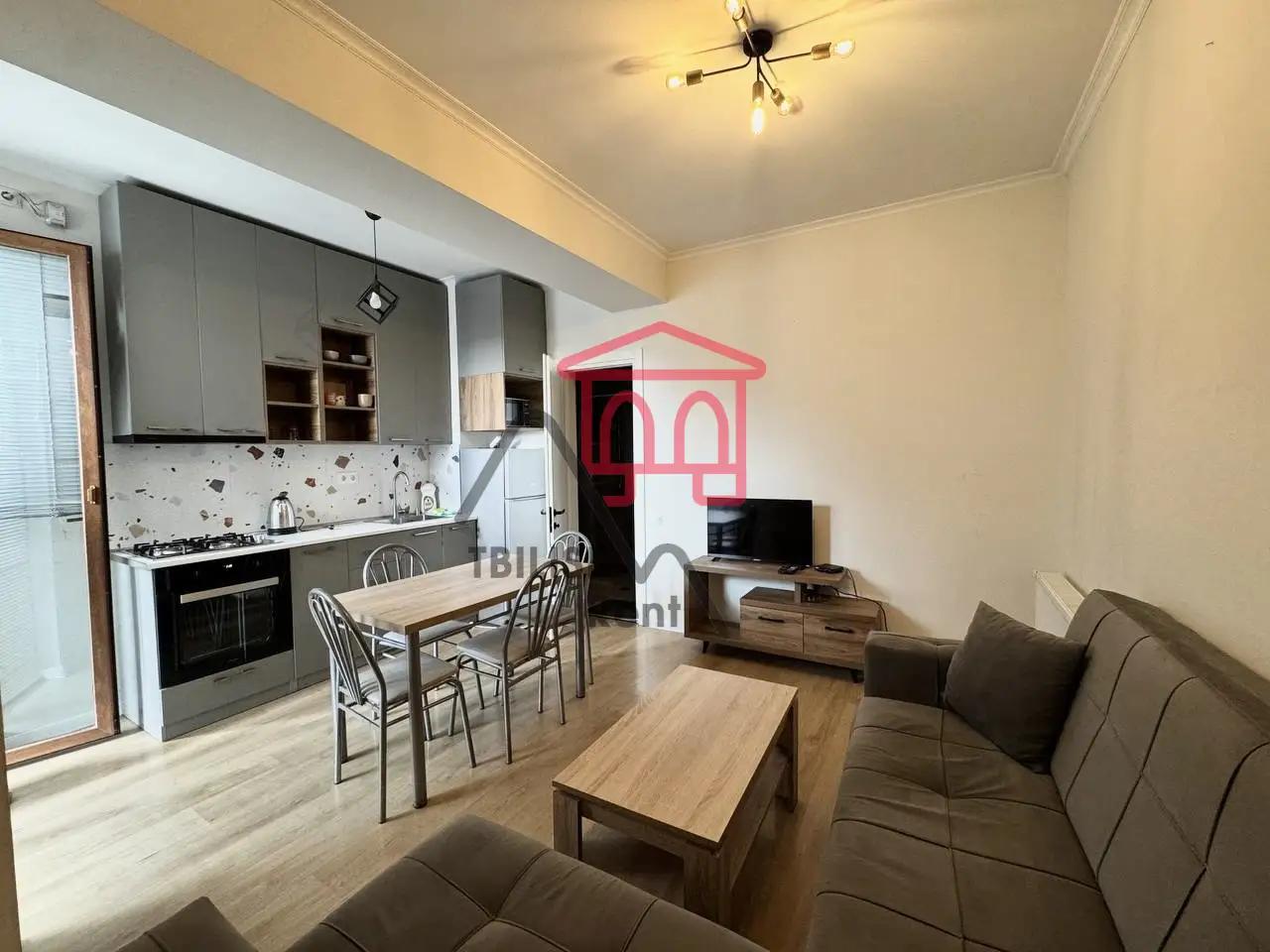 Tashkentskaya 44 - 2 rooms