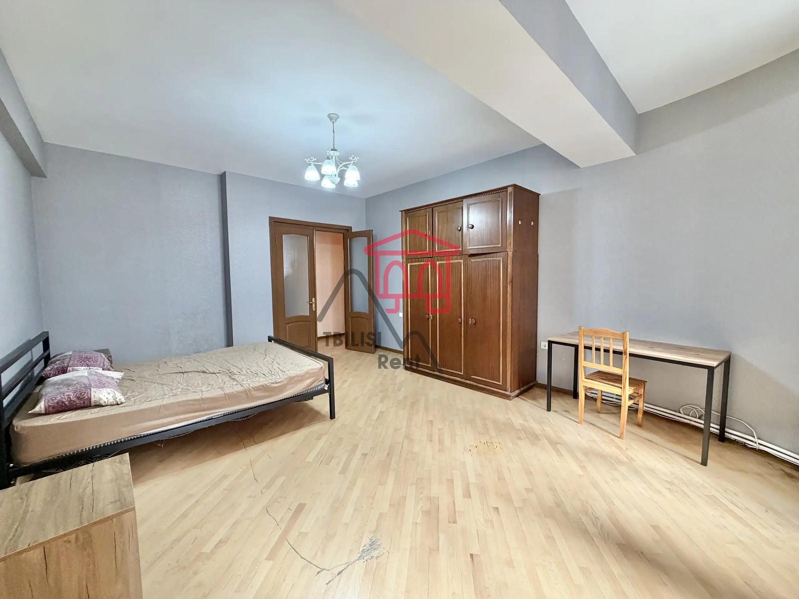 Pavel Aslanidze Street, 25 - 3 rooms