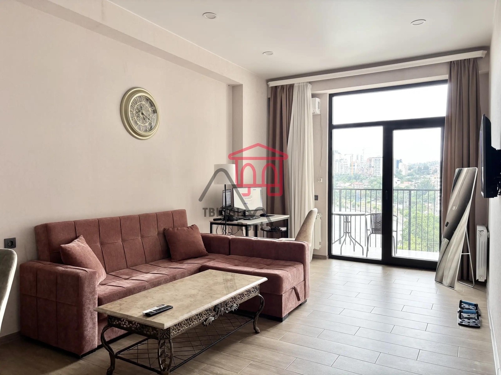 4 Richard Holbrooke Street, Isani - 2 rooms