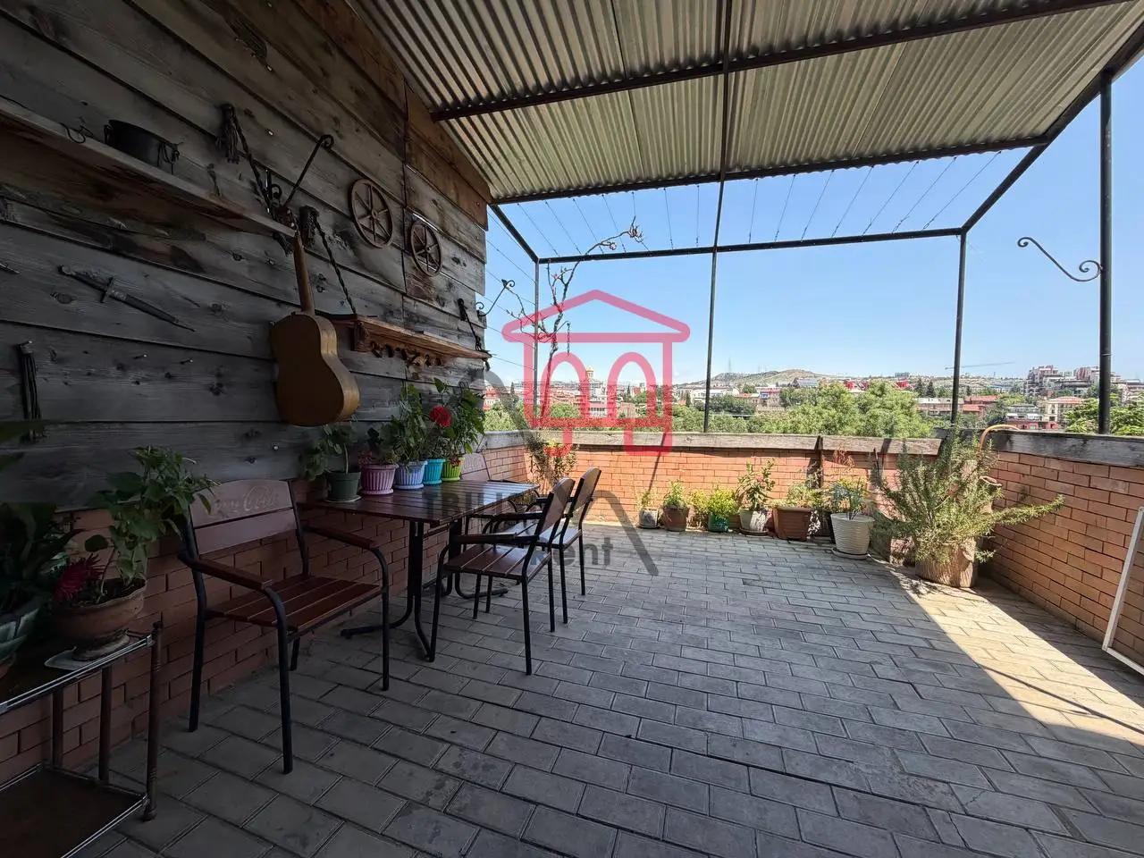 Grishashvili 44 - 4 rooms