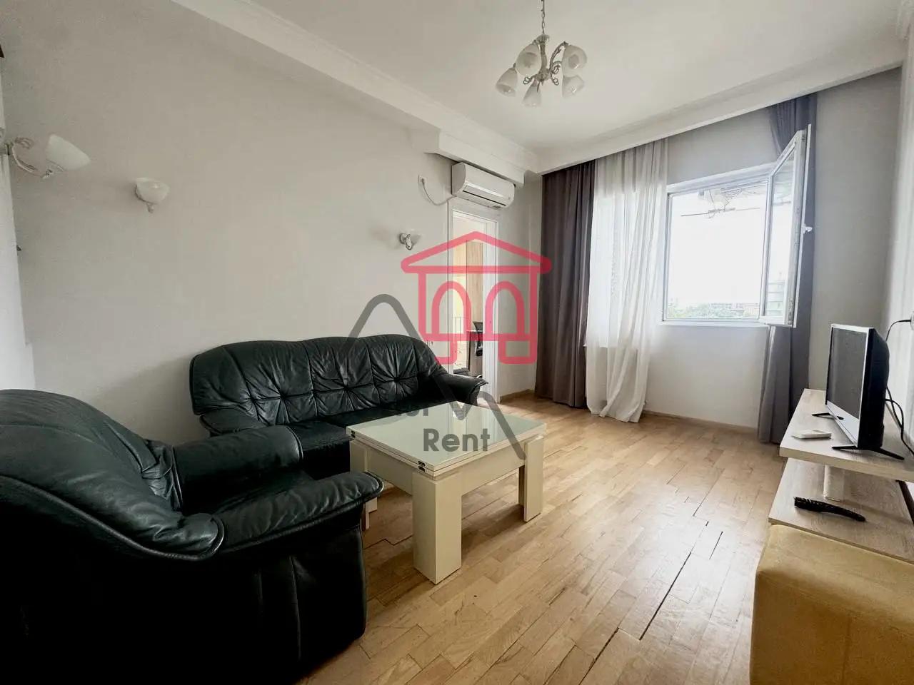 Valentina Topuridze 4 - 3 rooms