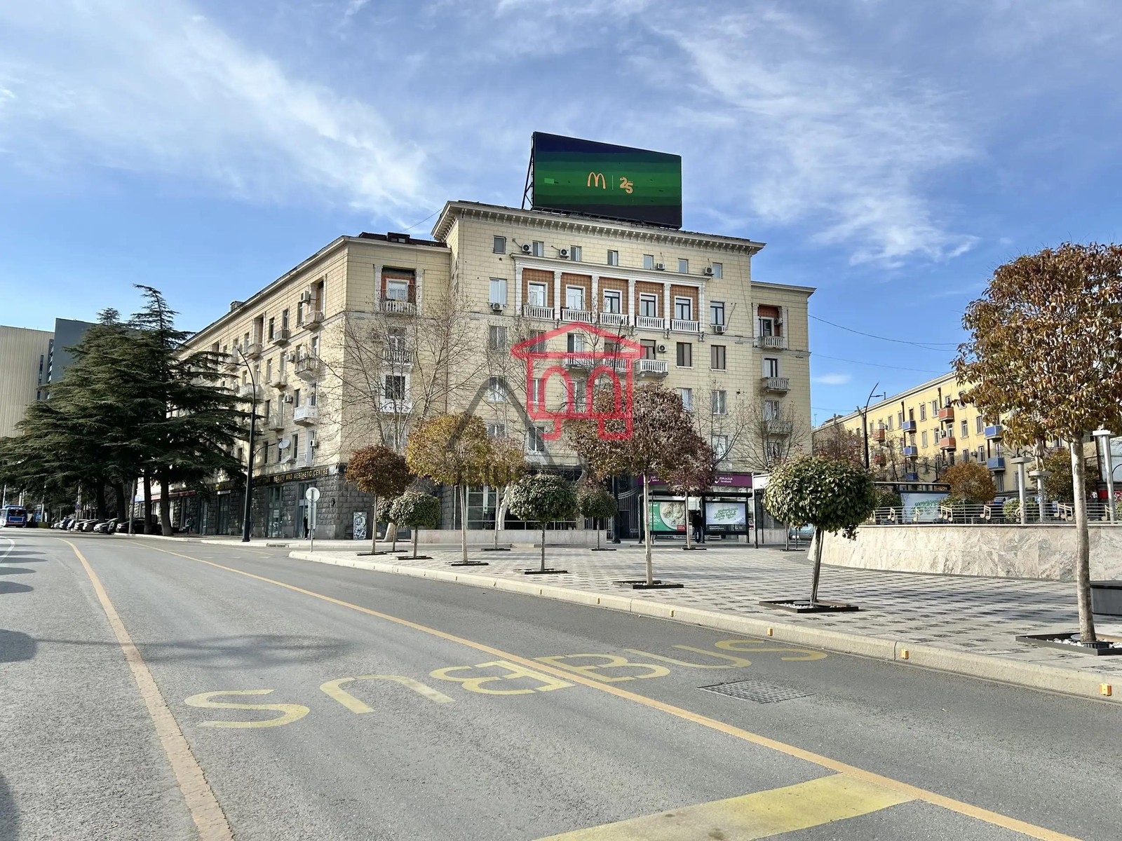 Prospect Ilia Chavchavadze, 43 - 4 rooms