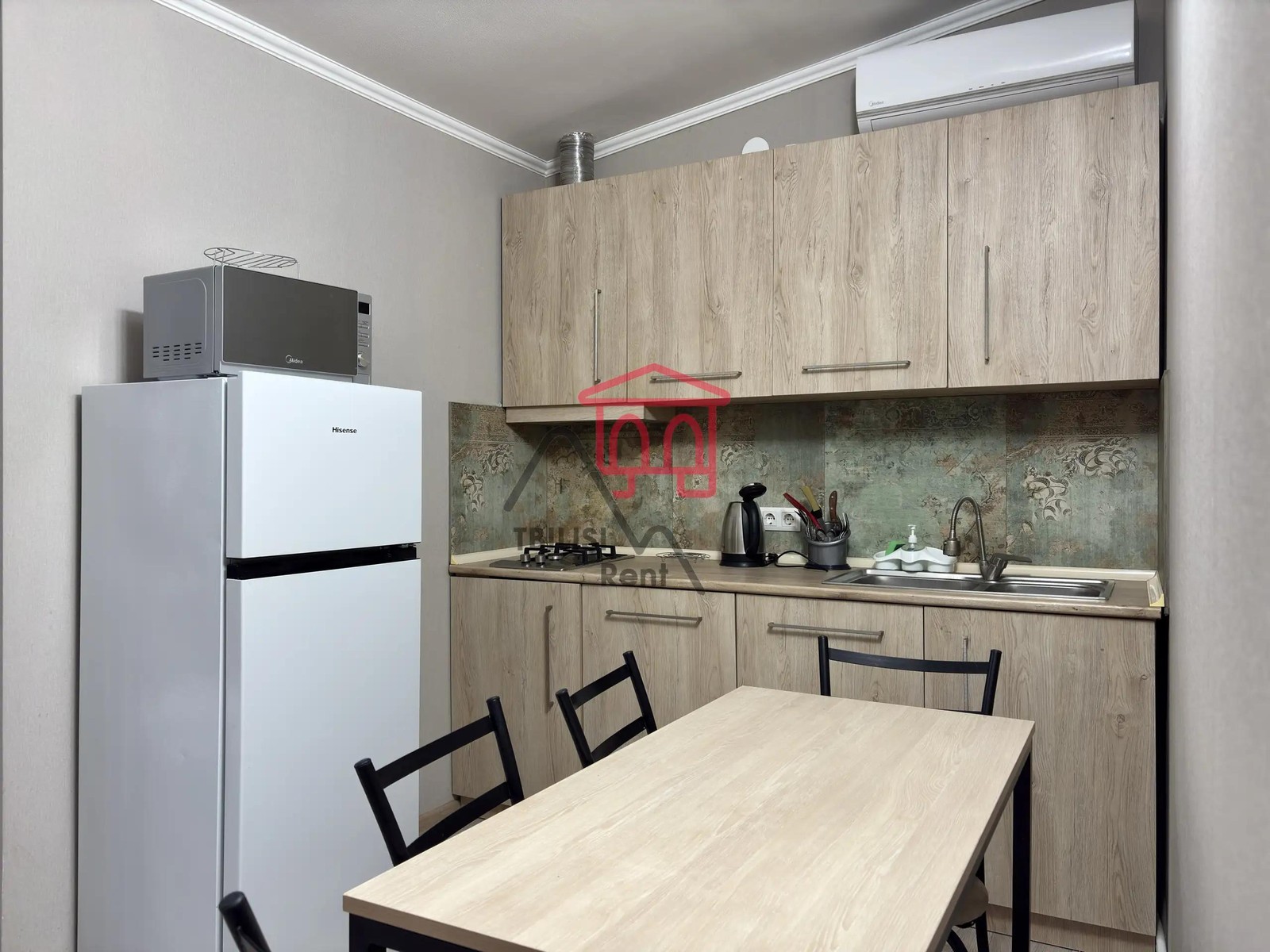 Kakabadze 42 - 2 rooms
