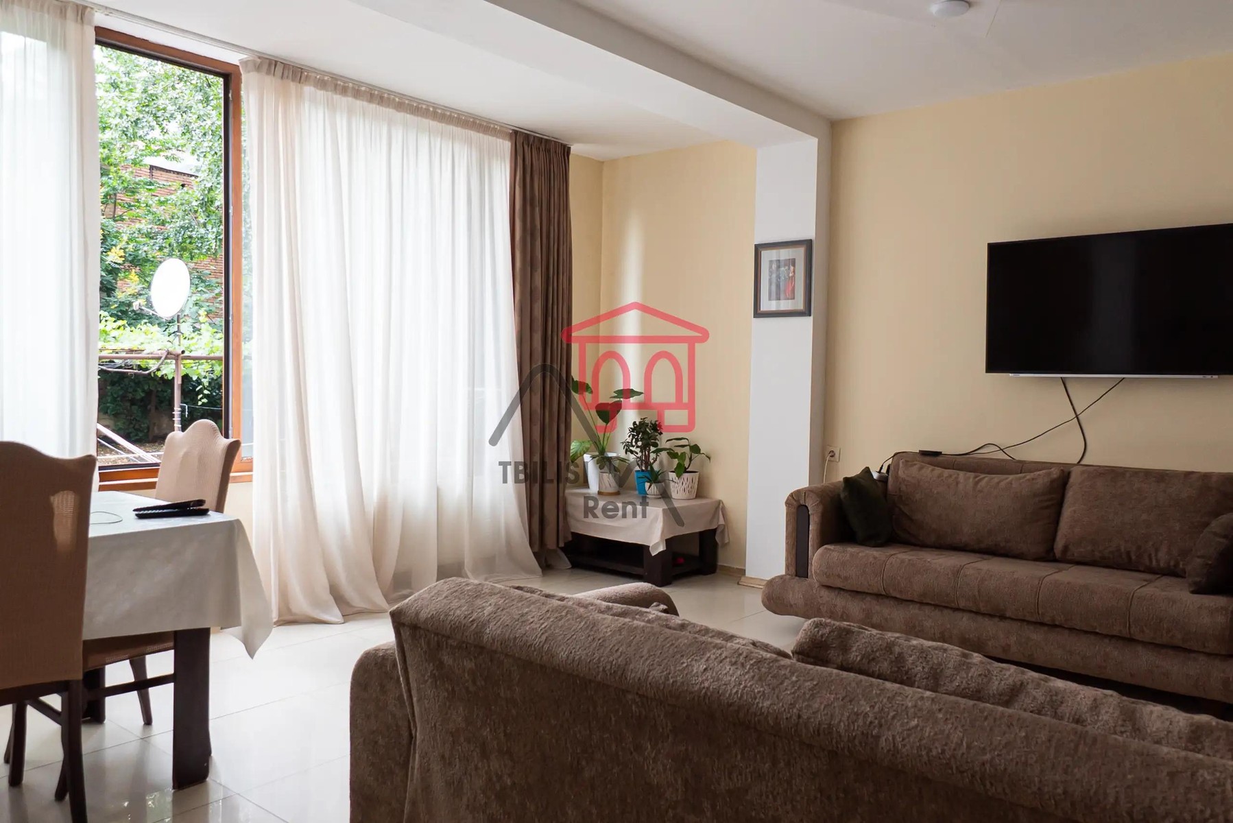 Merab Kostava Street, 46-50 - 4 rooms