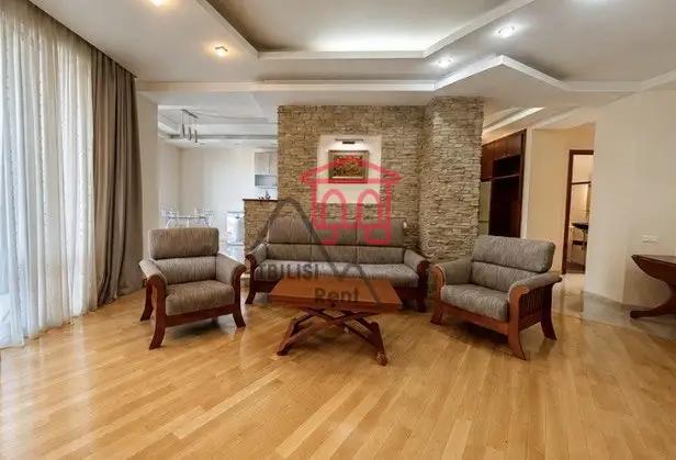 V. Petriashvili Street 29 - 4 rooms