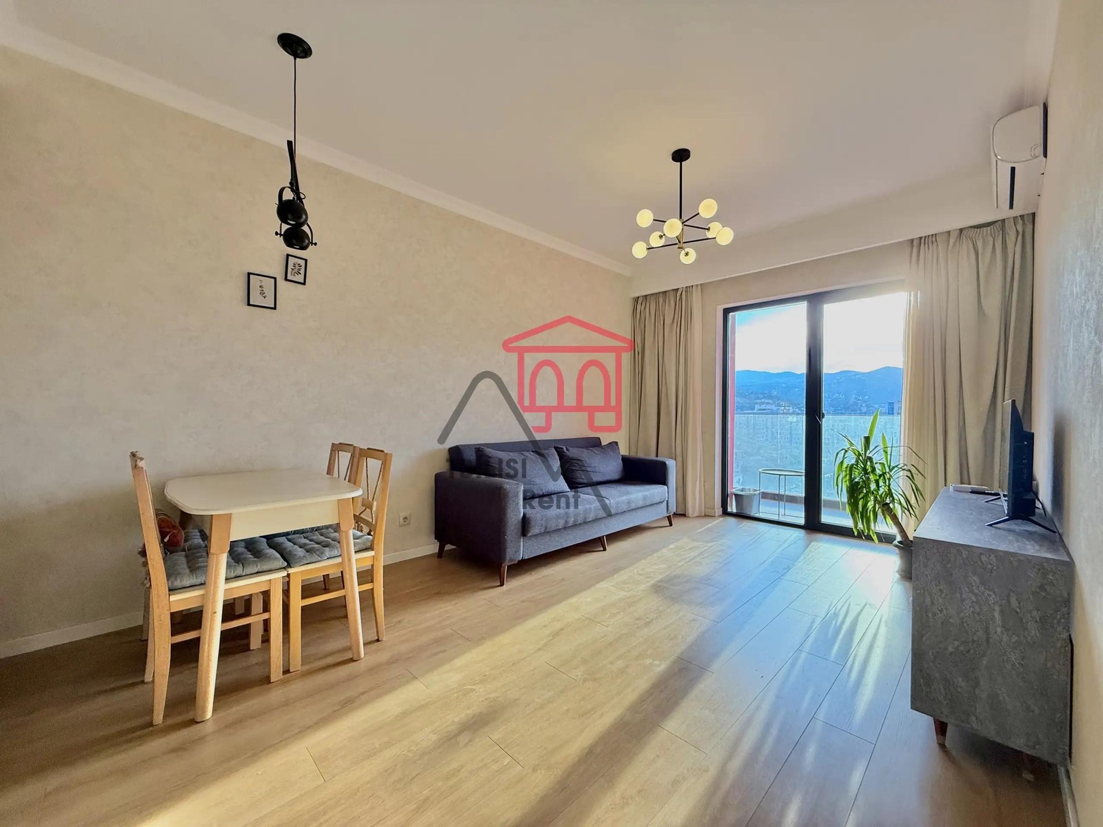 Bochorna Street, 16 - 2 rooms