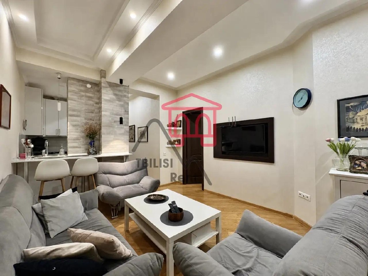 Barnova 53 - 3 rooms
