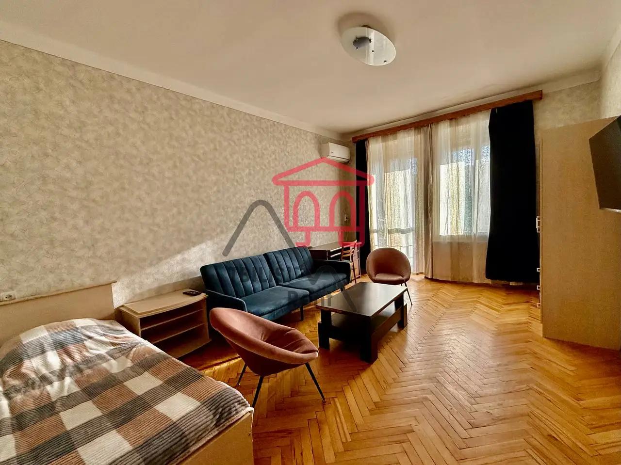 Tsintsadze 48, Saburtalo - 1 rooms
