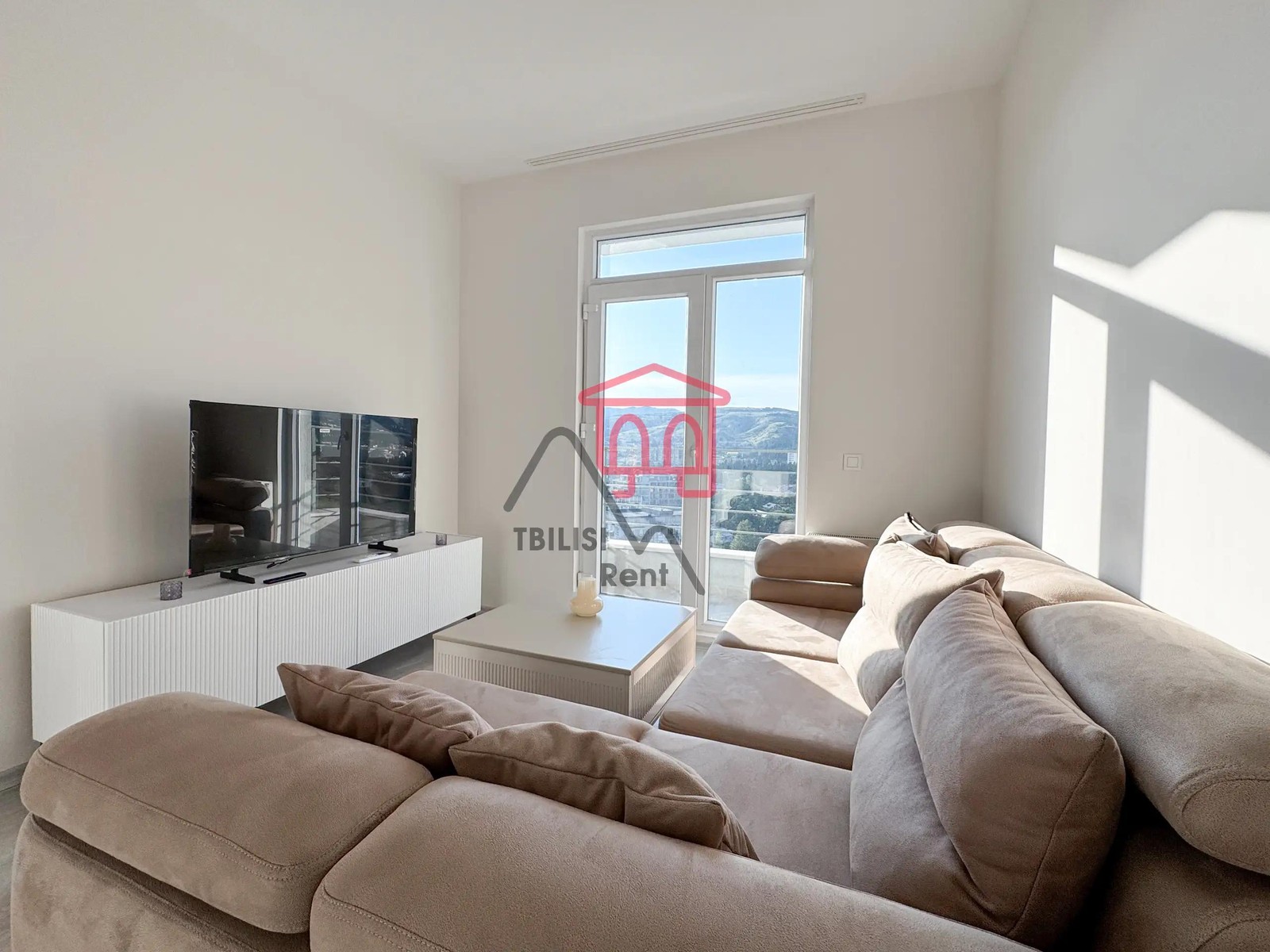 Bob Walsh Street, 32 Block F2 - 3 rooms