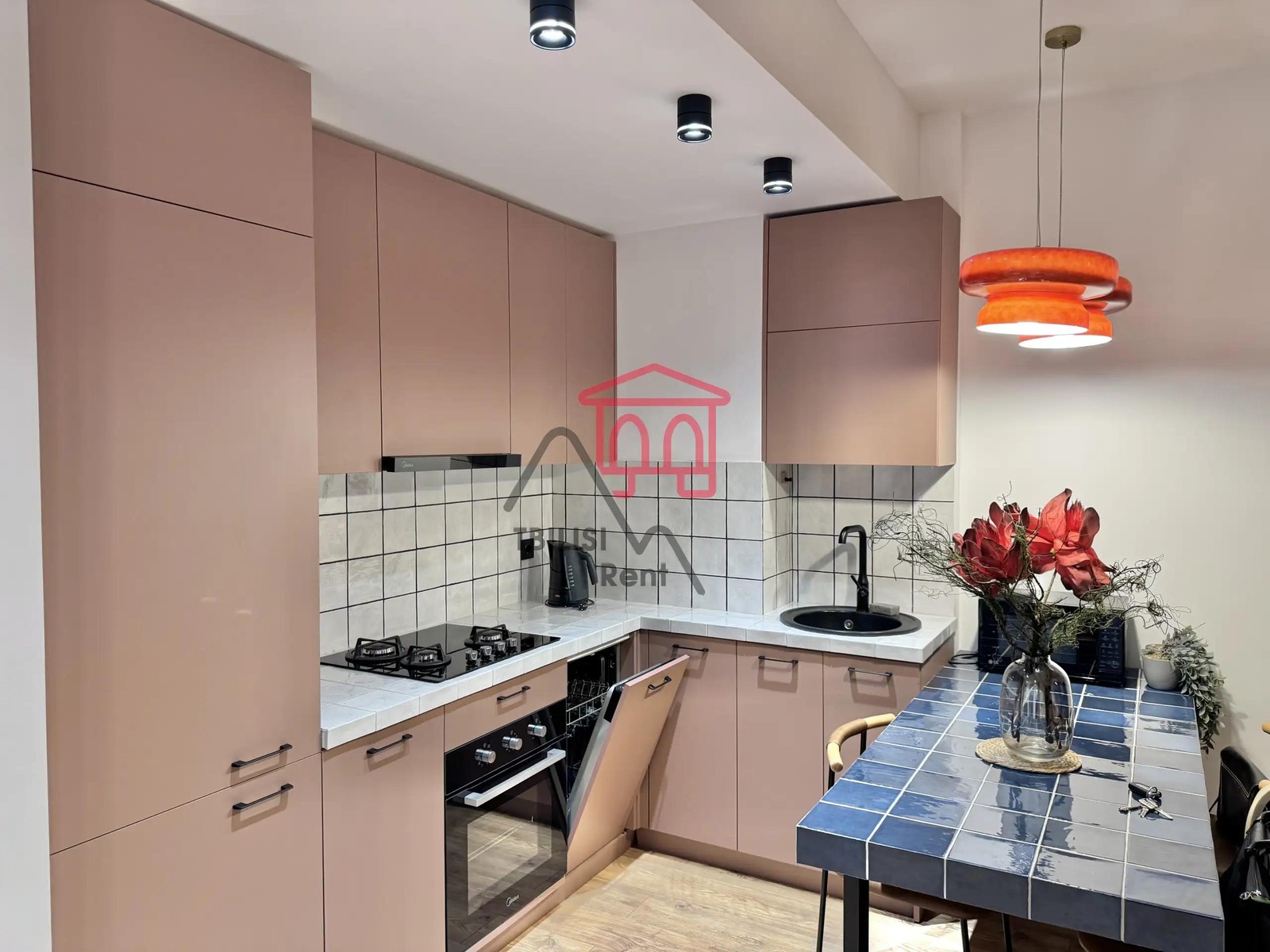 Universitet 46/10, Saburtalo - 2 rooms