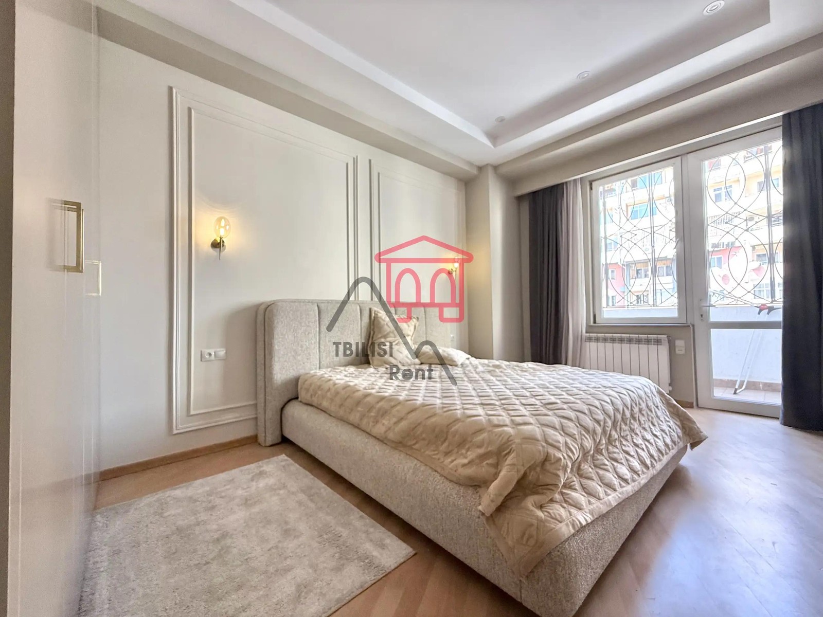 Mitskevich Street, 29/5 - 3 rooms