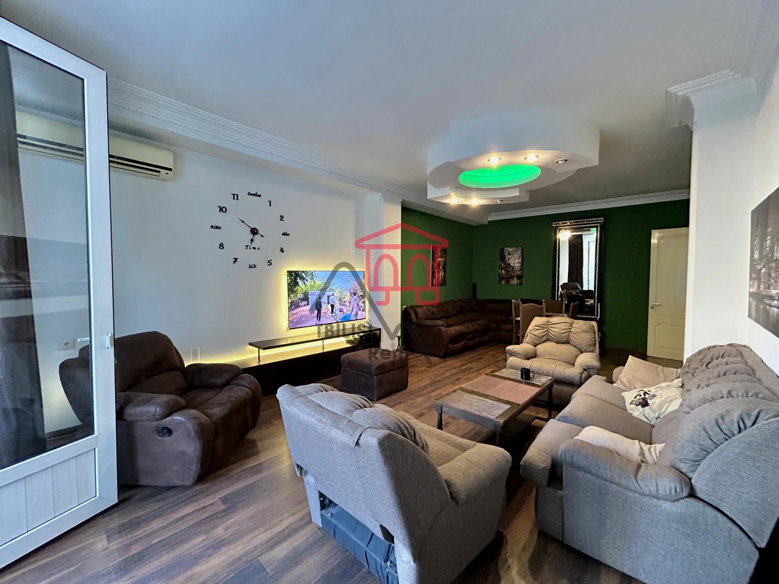 Giorgi Kuchishvili Street, 12 - 4 rooms